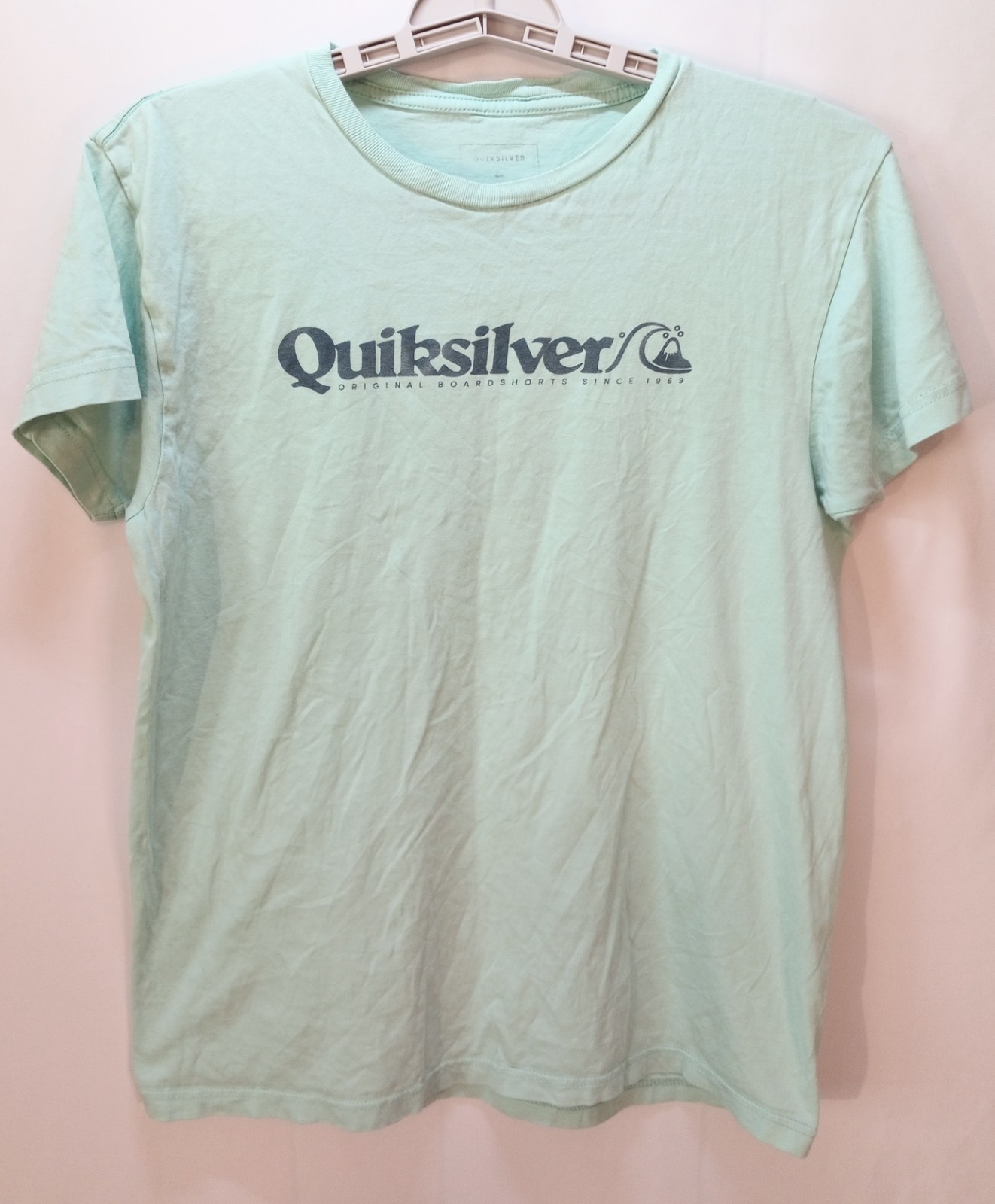 Quiksilver Surf T-Shirt, Women’s Medium Tee,
