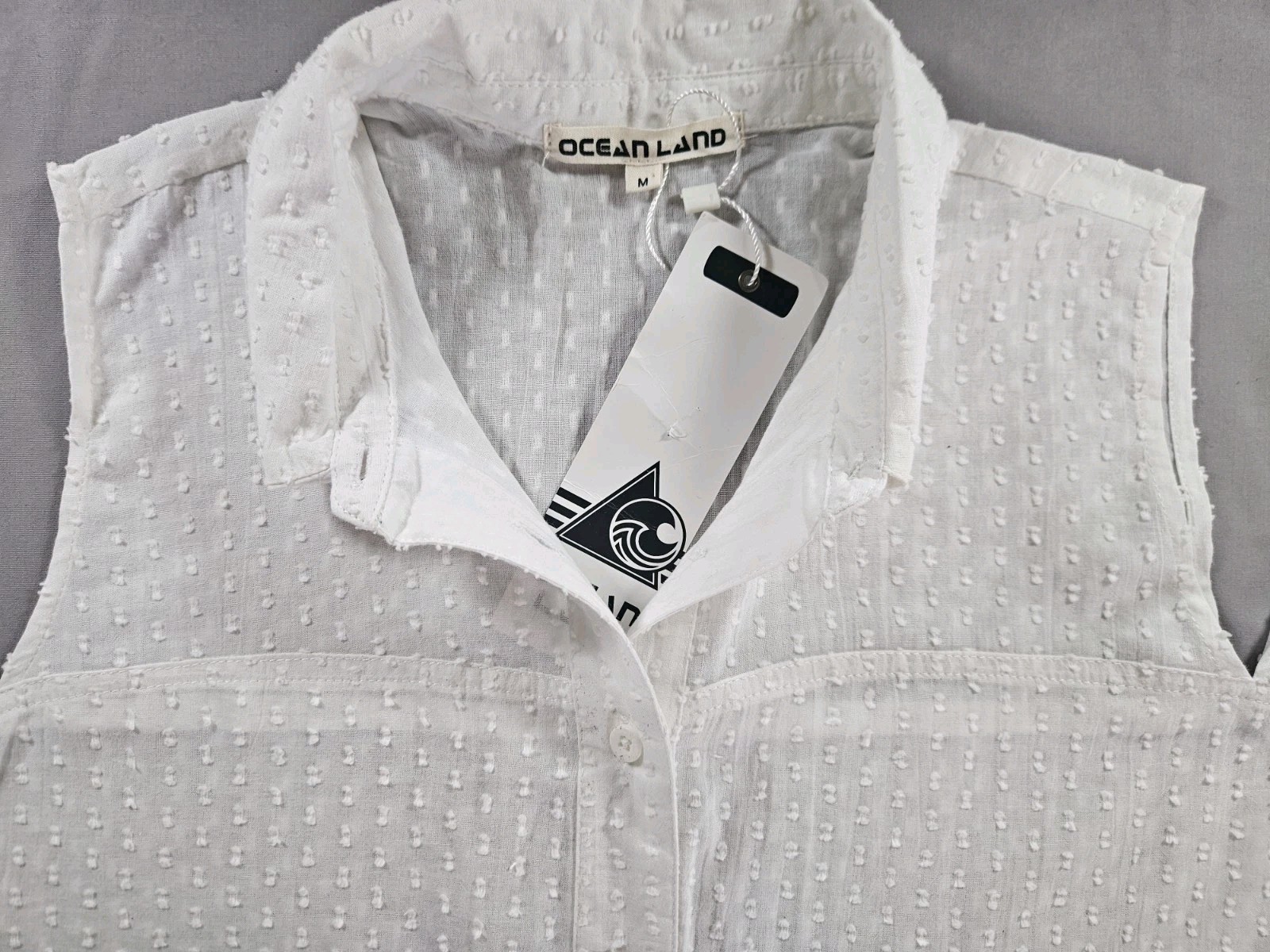 Ocean Land Button Down Women’s Shirt Medium Cold Shoulder/cut Out Sleeve Design