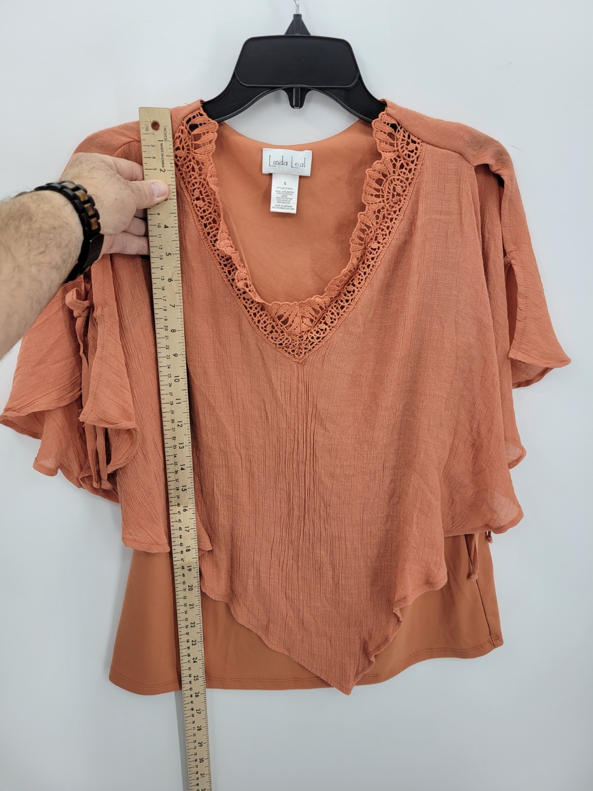 Linda Leal Top Womens Small Orange Ruffled Kimono Sleeve Feminine Popover