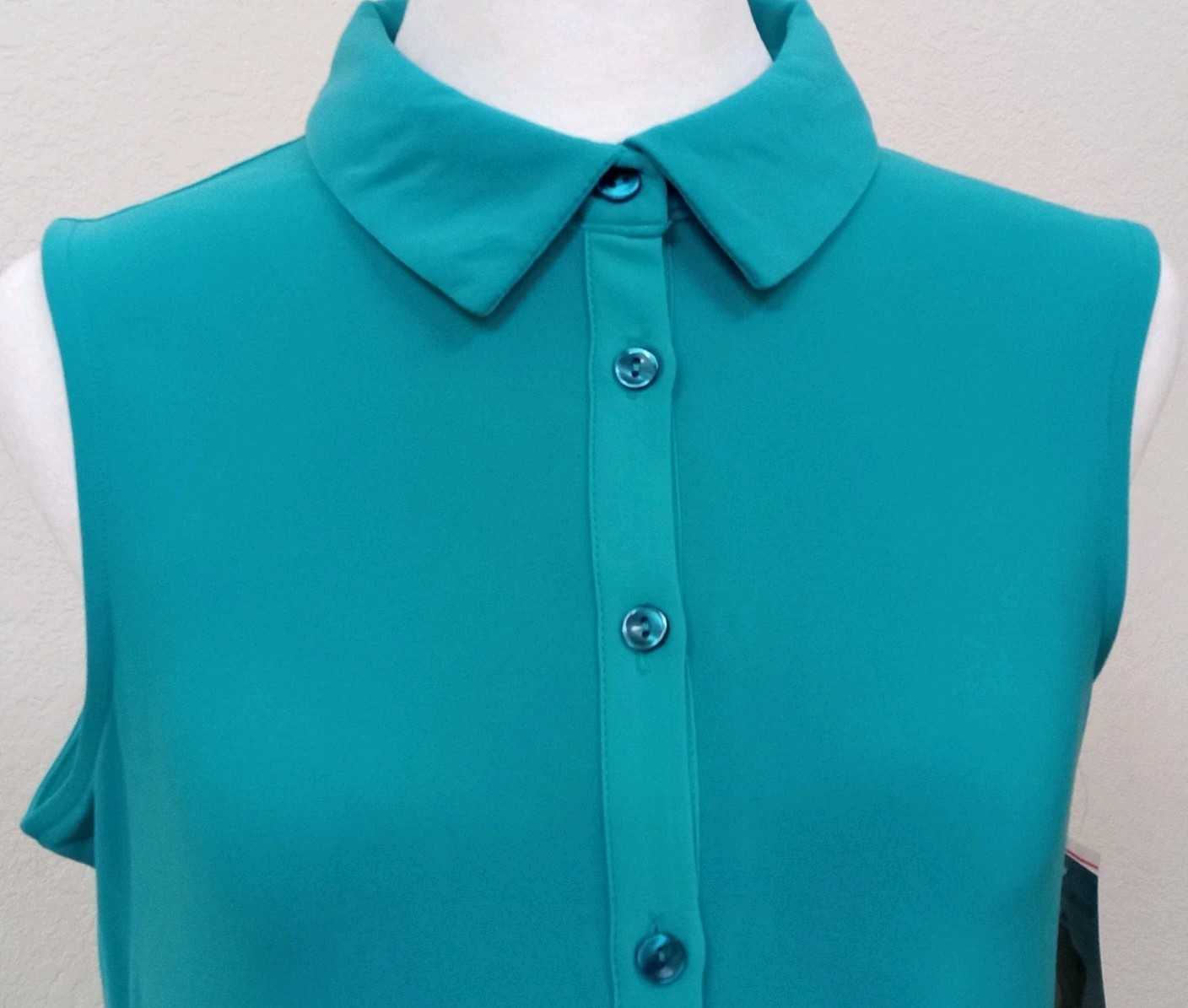 NWT Nina Leonard Miracle Matte Jersey Tiered Hi-Low Button Top Blouse Teal Small