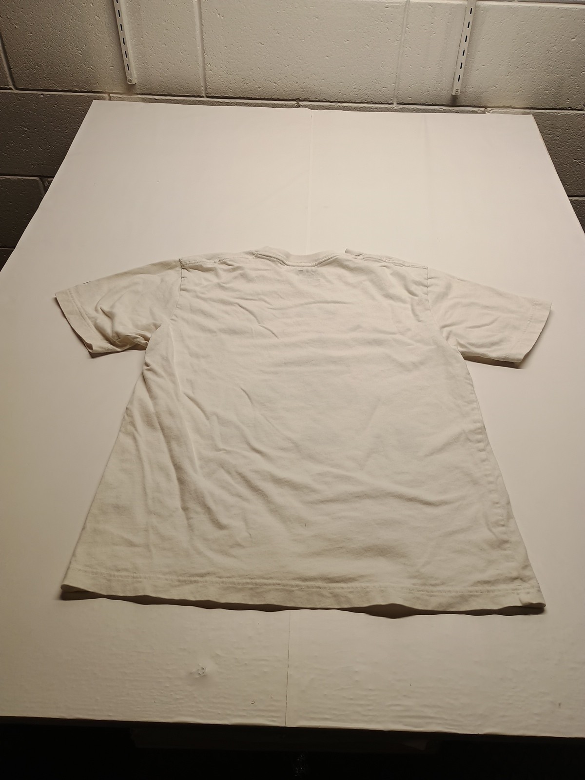 One Piece UT Trafalgar Law Print White Short Sleeve T Shirt Size XS