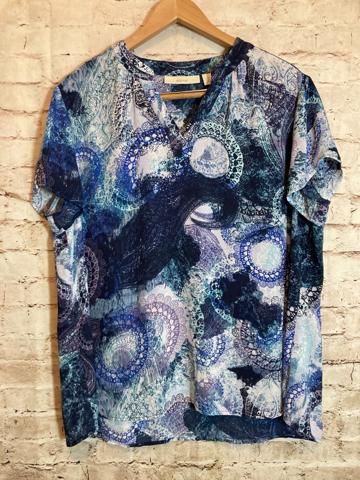 Sejour Top Women 16W Midnight Blue V Neck Tunic Medallion Print Plus Lightweight