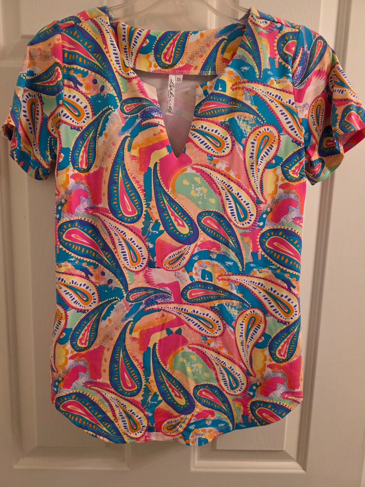 LuLu B TOP SIZE XS – MULTI COLOR