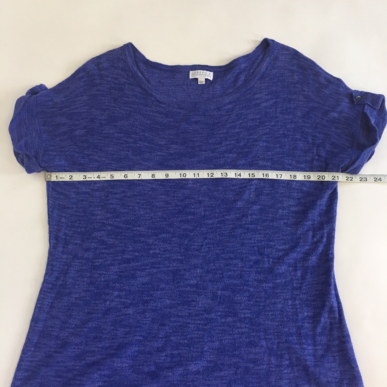 Joseph A Short Sleeve Thin Sweater Pullover High Low Top Shirt w Sleeve Accents