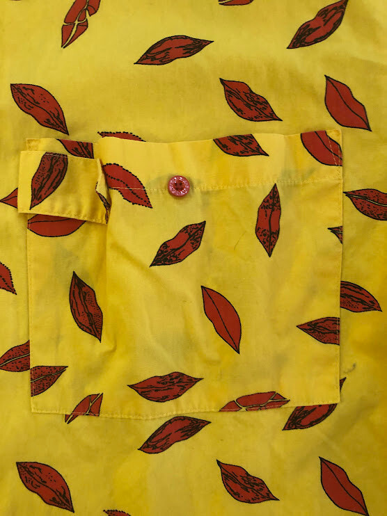 Crazy 80s PASTA Yellow Red Lips Button-Up Shirt Sz Small RARE Lipstick y2k VGT
