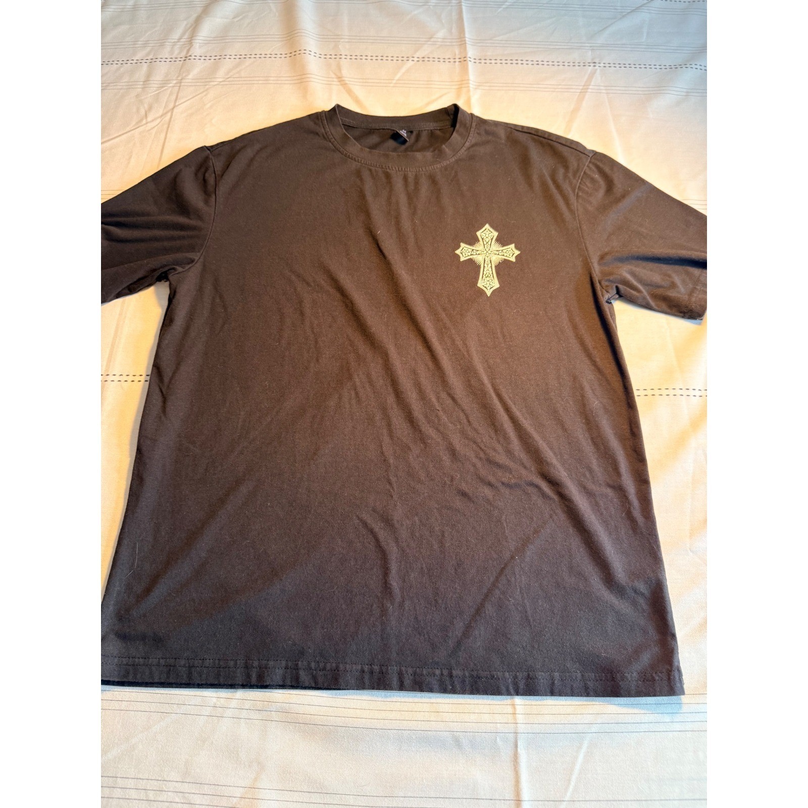 Black Gothic Cross Wing Graphic T-Shirt Short Sleeve Streetwear Tee Women L