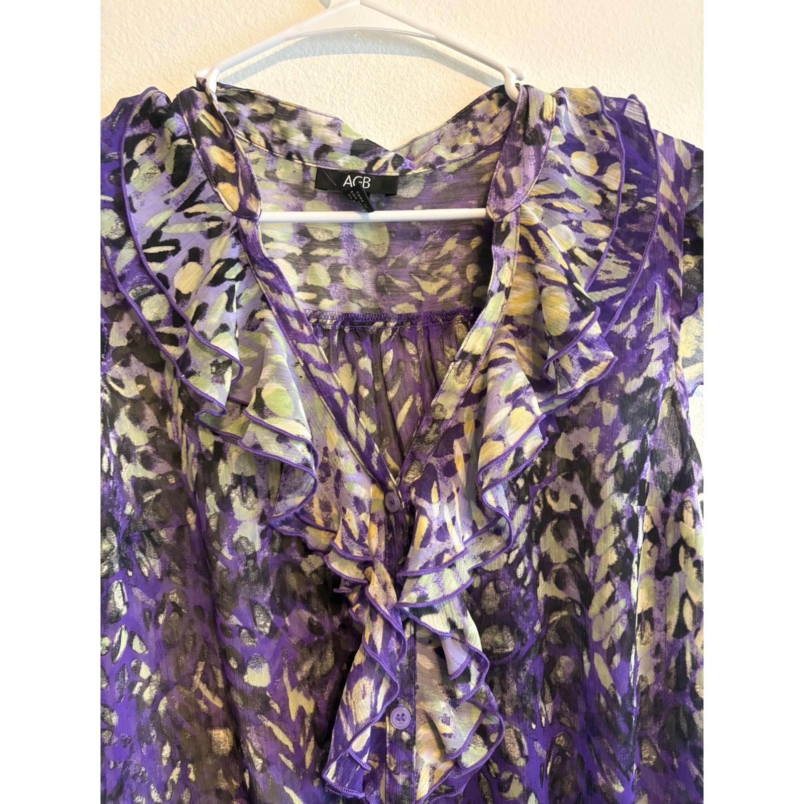 AGB Purple Green Abstract Print Ruffle V-Neck Smocked Hem Blouse Large