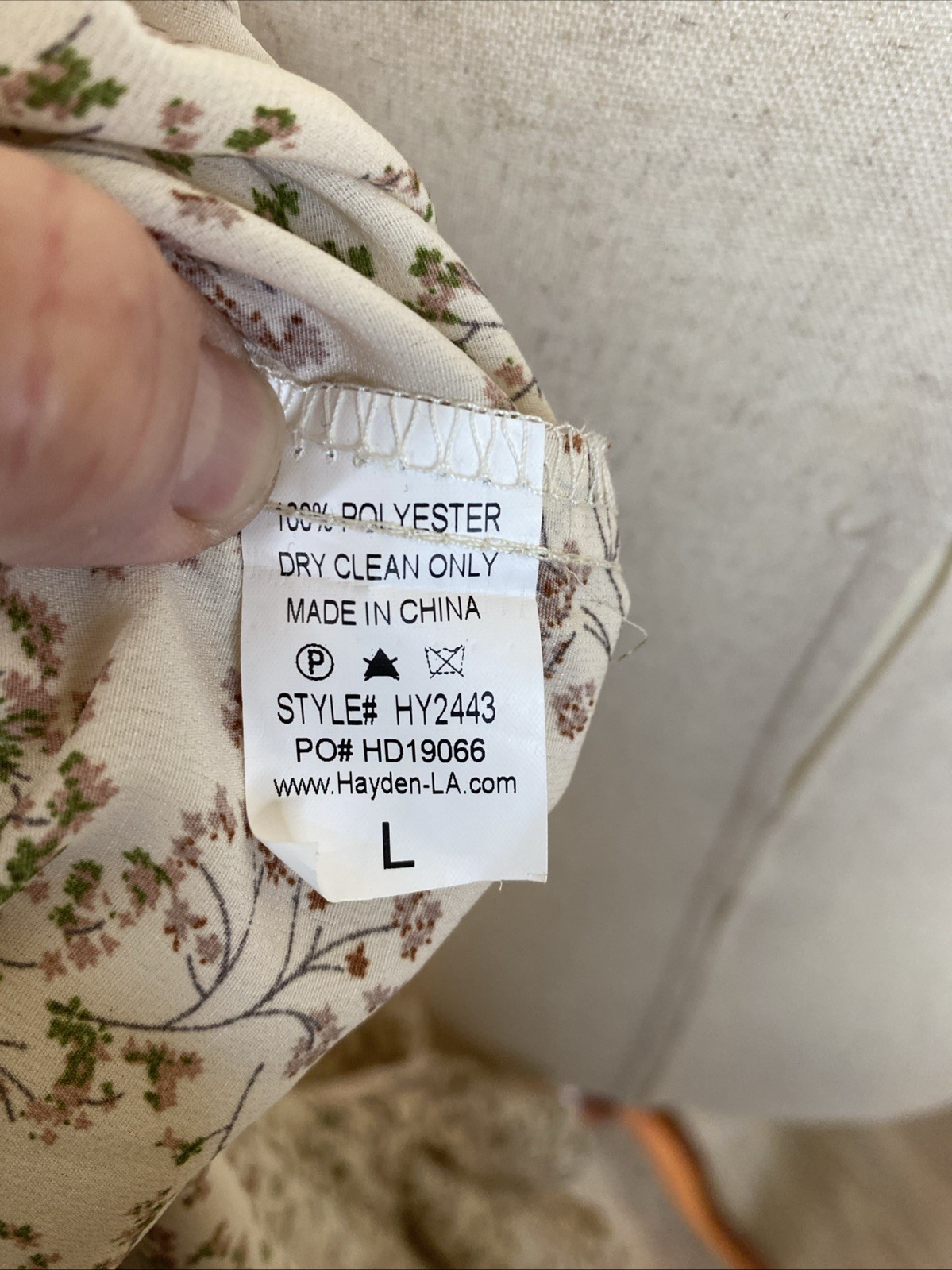 The Nines Cottage Stretchy Smocked Floral Blouse. Square Neck Milkmaid Large