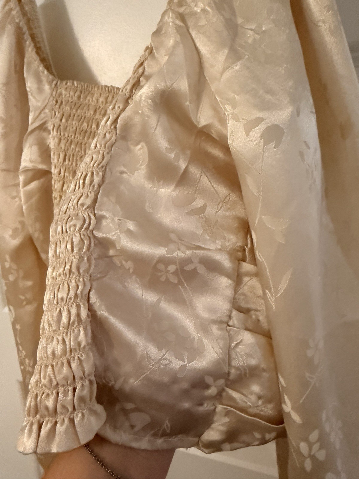 June & Hudson Beige Satin Floral Square Neck Puff Sleeve Lace-Up Blouse S