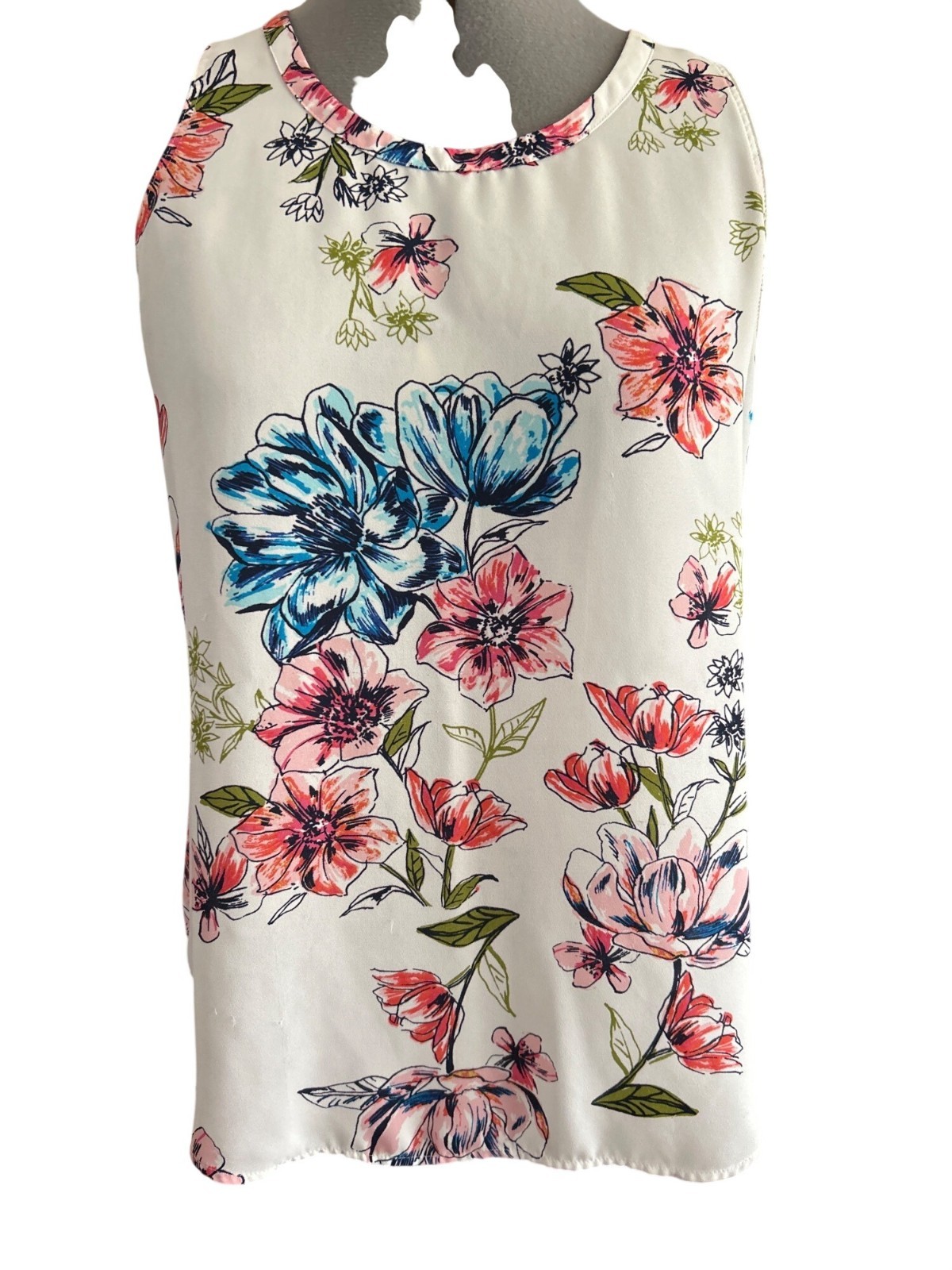 Van Heusen Floral Watercolor Sleeveless Blouse Soft Elegant Botanical Print Top