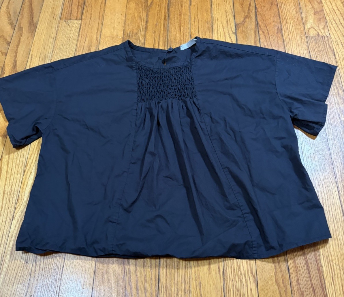 Everlane 100% Cotton Smocked Top Peasant Black Button Neck Women’s Small Boho