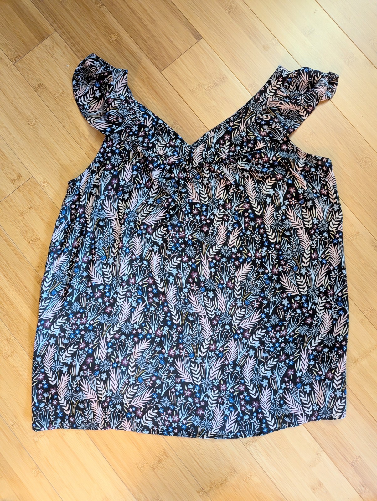 Lot Of 5 Loft And Lou & Grey Tops XS Various Colors And Patterns NWT & VGUC