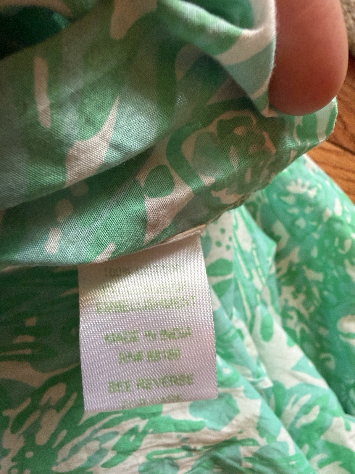 Lilly Pulitzer Green White Floral Beaded Embroidered V-Neck Tunic Blouse M
