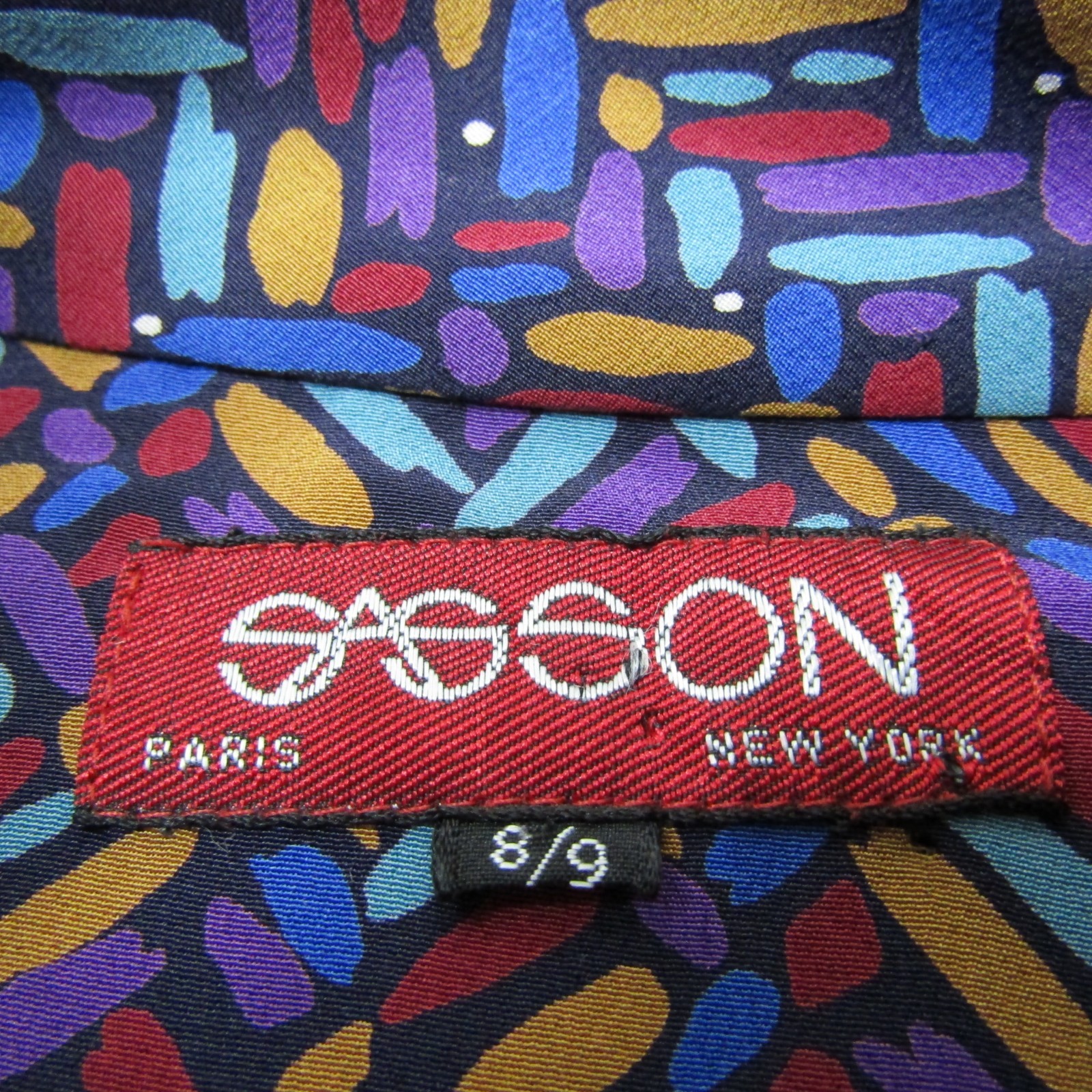 Sasson Shirt Top Blouse Button Up Mock Neck Tie Womens 8 Purple Geometric