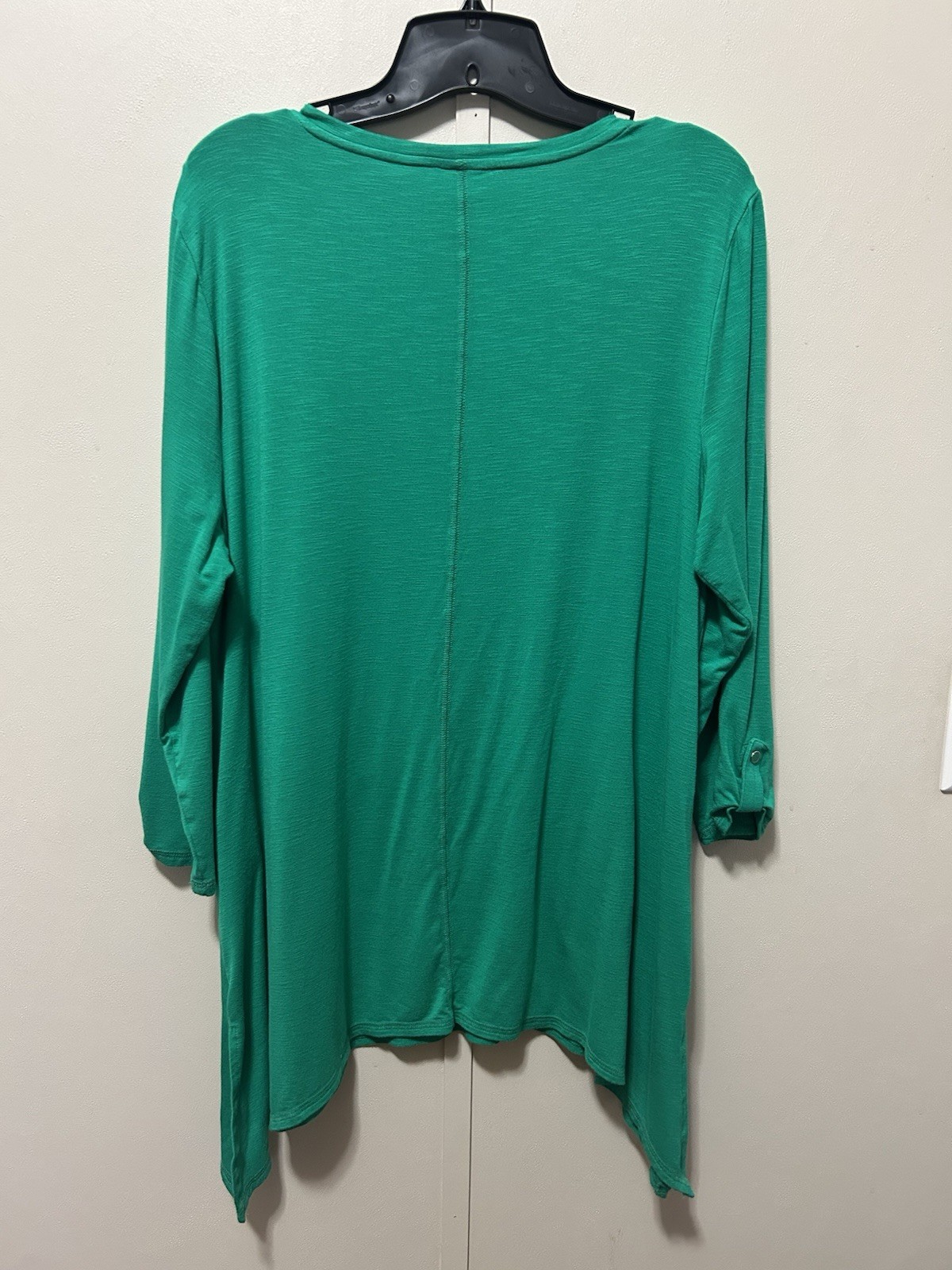 Chico’s Zenergy Tunic 2 Large Sea Green Shark Bite Hem 3/4 Button Tab Sleeves