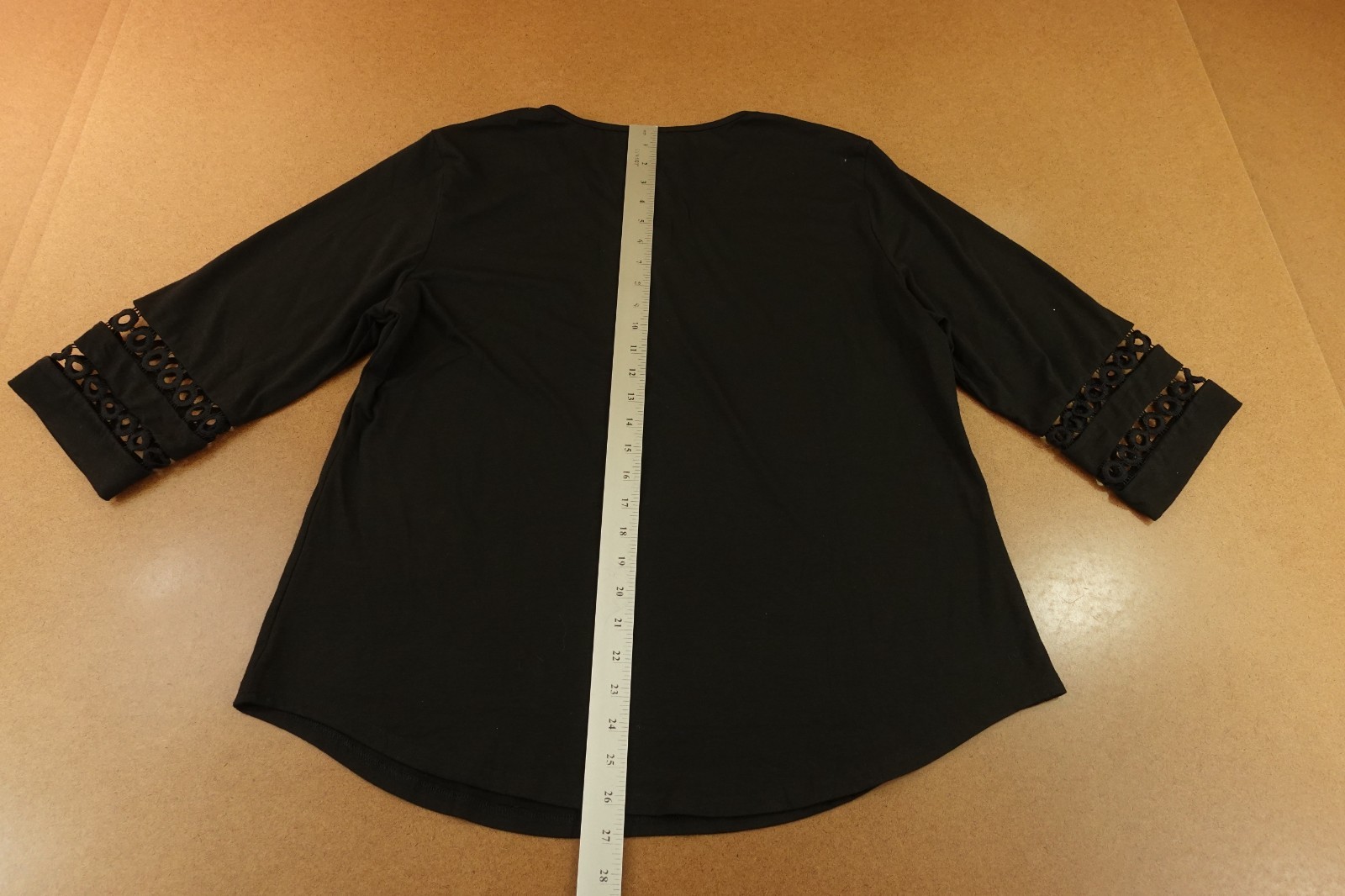 Xieerduo Womens Size XL Black 3/4 Sleeve V Neck Pullover Blouse NWT