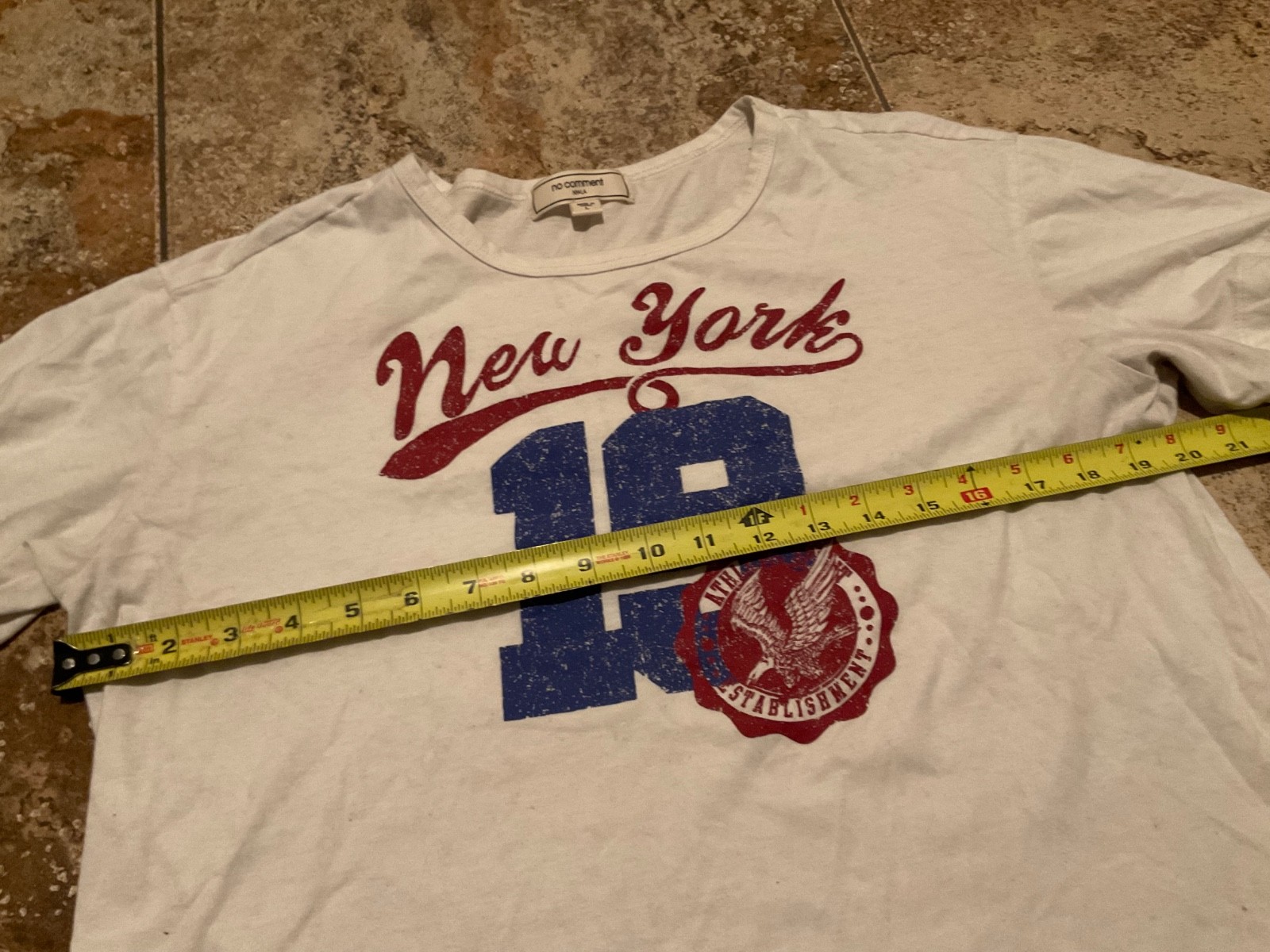 NO COMMENT NY + LA GRAPHIC BOXY T-SHIRT ( WOMENS L ) WHITE PREOWNED