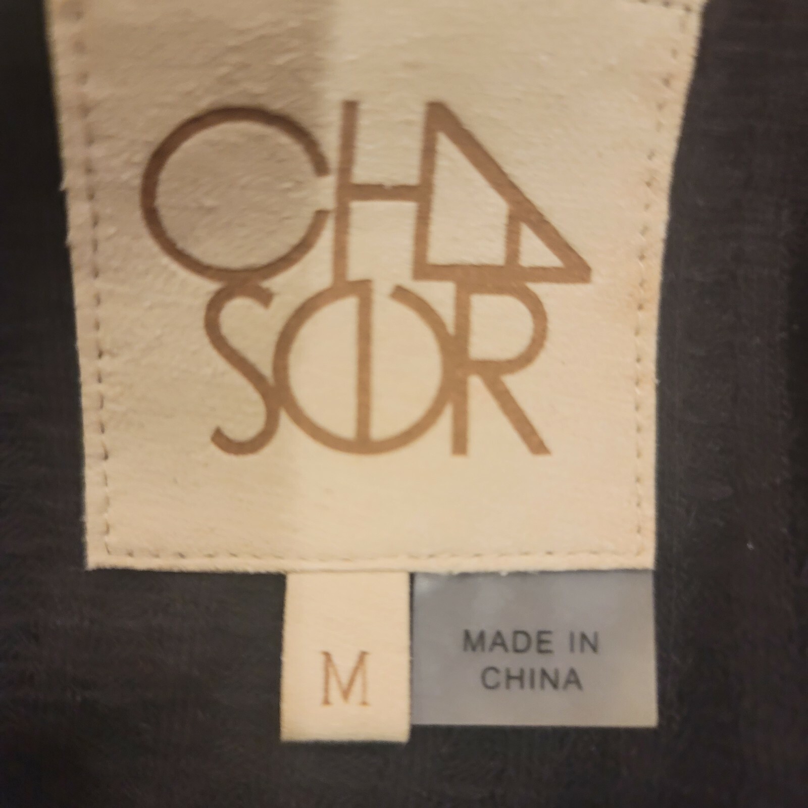NWT Ch sor solid Black Pull Over Top V Neck Partial Button Long Sleeves Size M