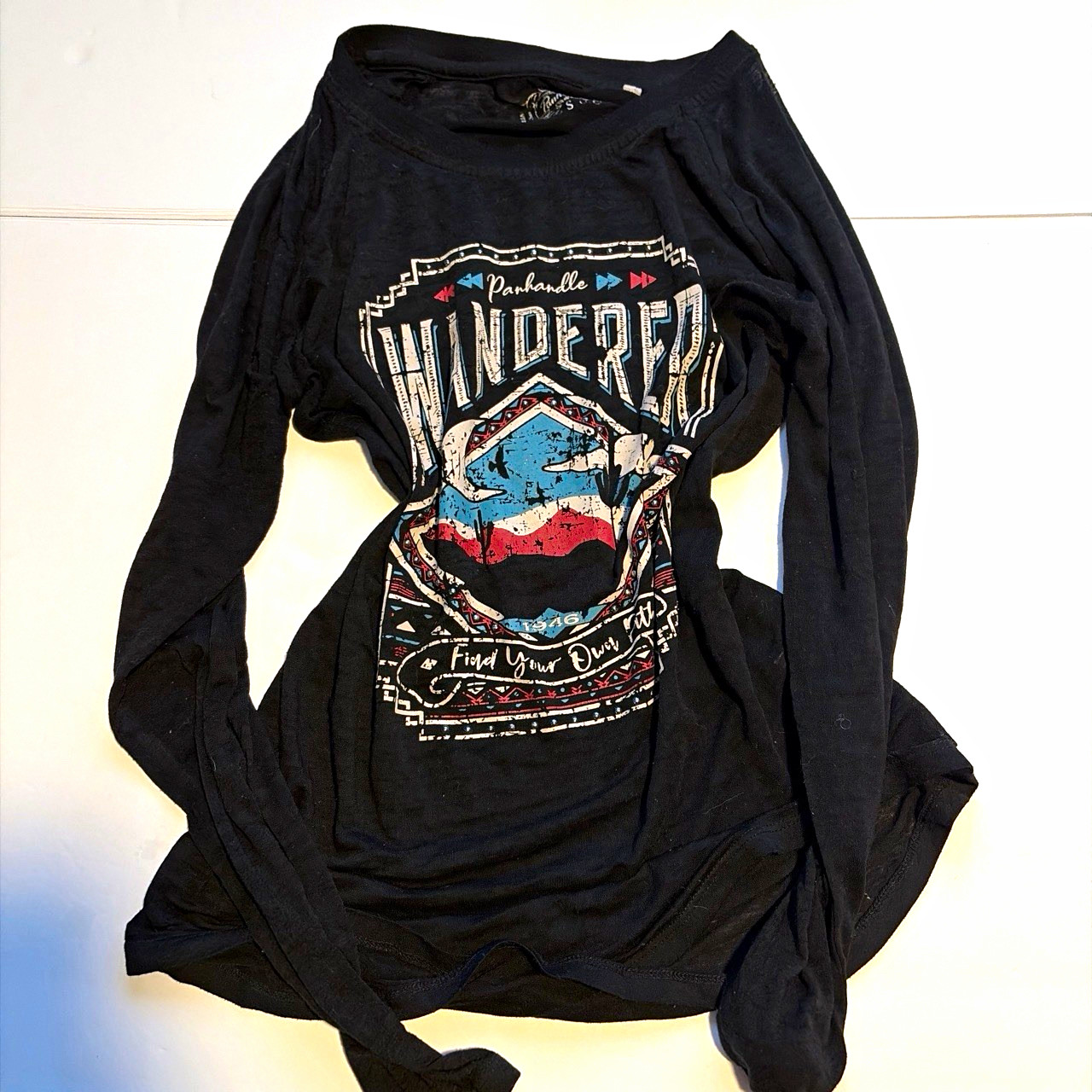 Panhandle Women’s Black Thunderbird Graphic Long Sleeve Crew Neck Tee, S