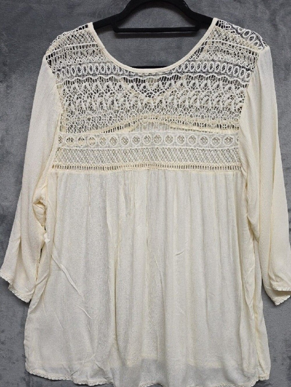 Ariat Cream Crochet Yoke Tunic Top