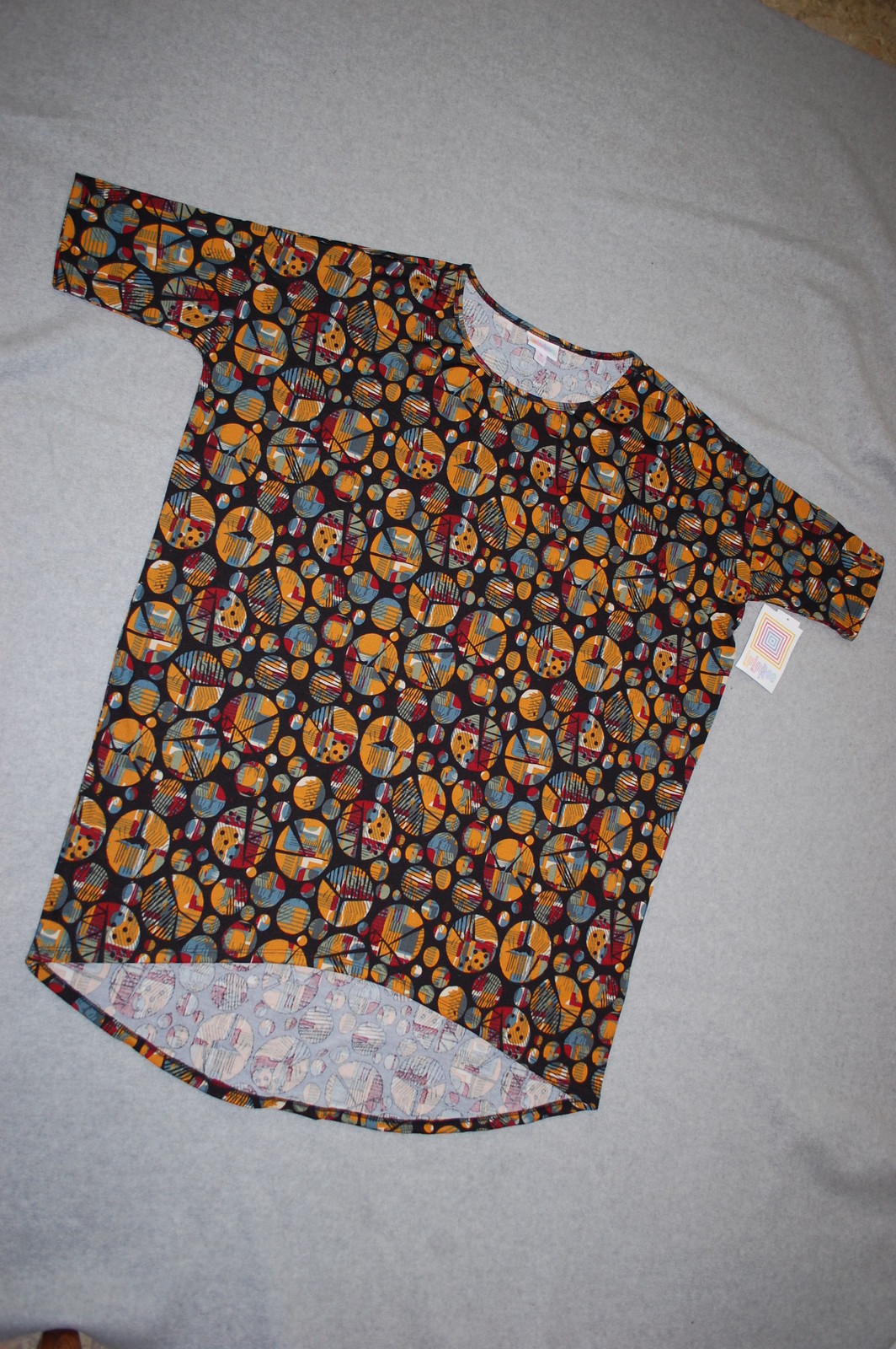 Womens LULAROE IRMA Black ABSTRACT PRINT CIRCLES Orange Sage Maroon Blue SIZE M