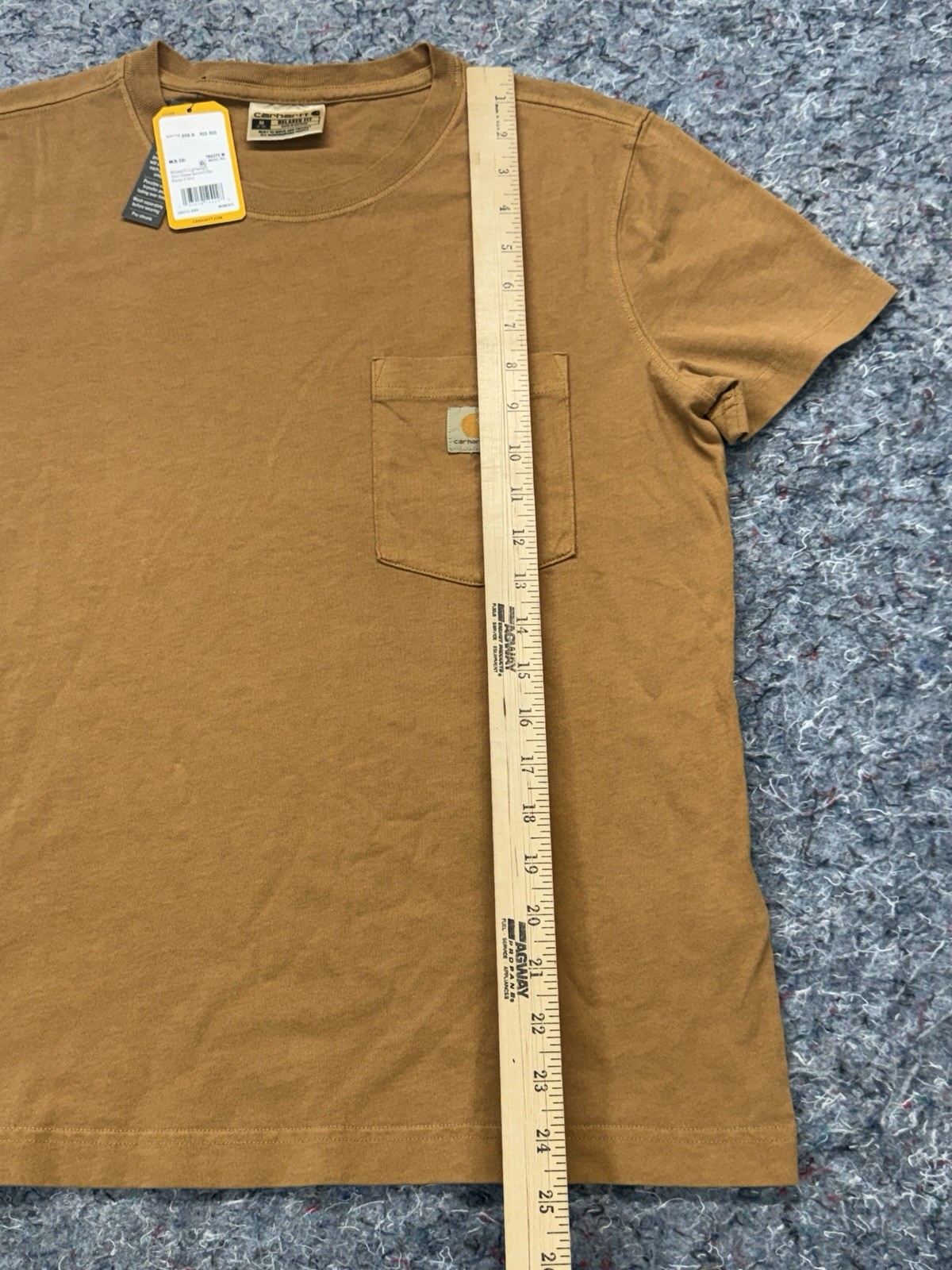 Carhartt T-Shirt Woman’s Medium (8-10) Brown Relaxed Fit Lightweight Pre-Shrunk