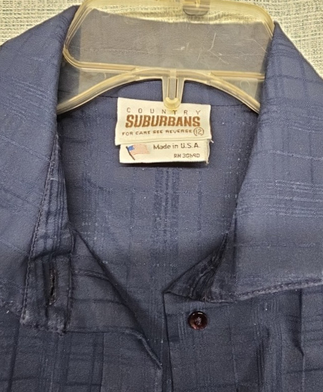 Country Suburbans Women’s Blue Long Sleeve Button-Down Blouse Size 12 Made in US