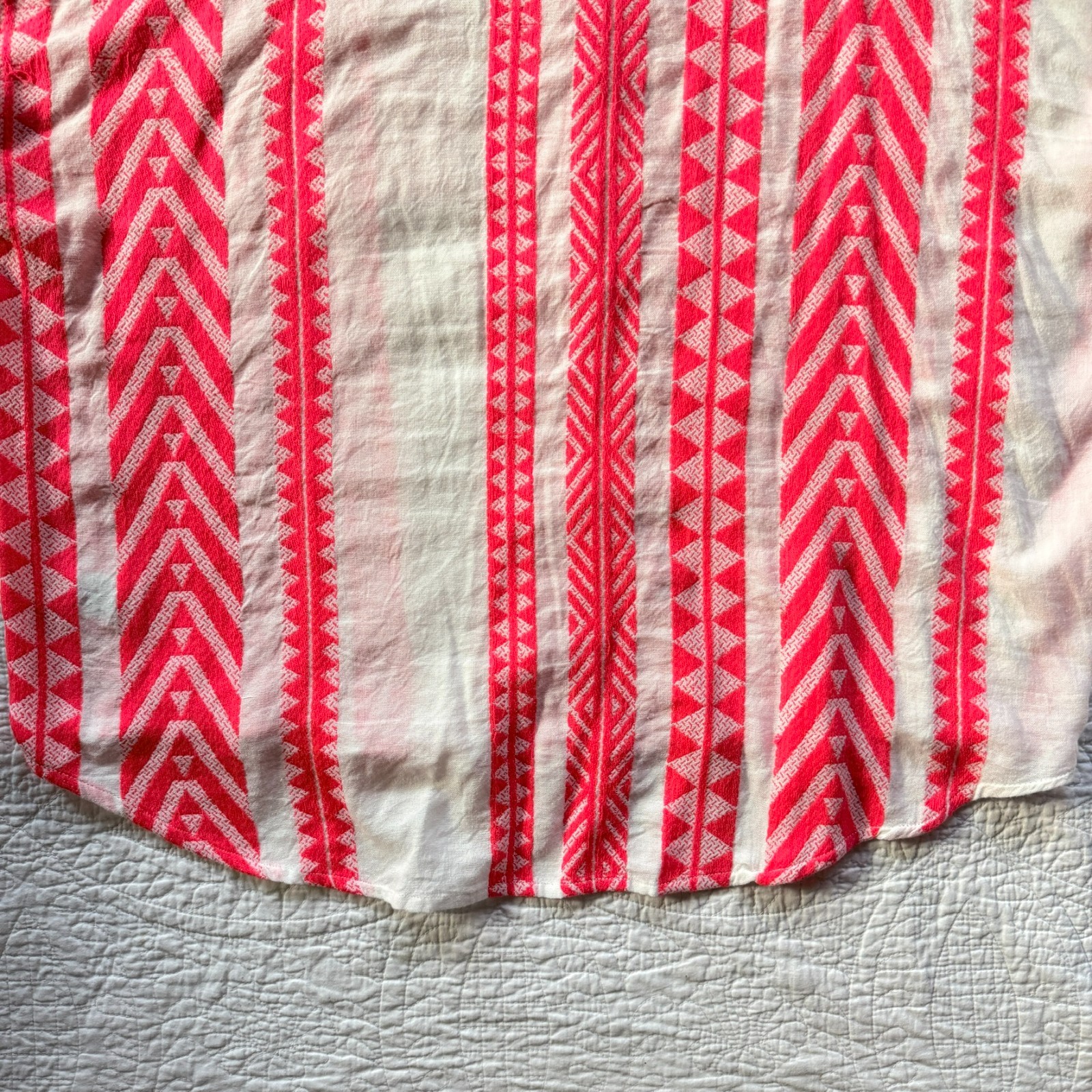 Pink Embroidered Abstract Geometric Short Sleeve Button Size L Boho Cabanacore