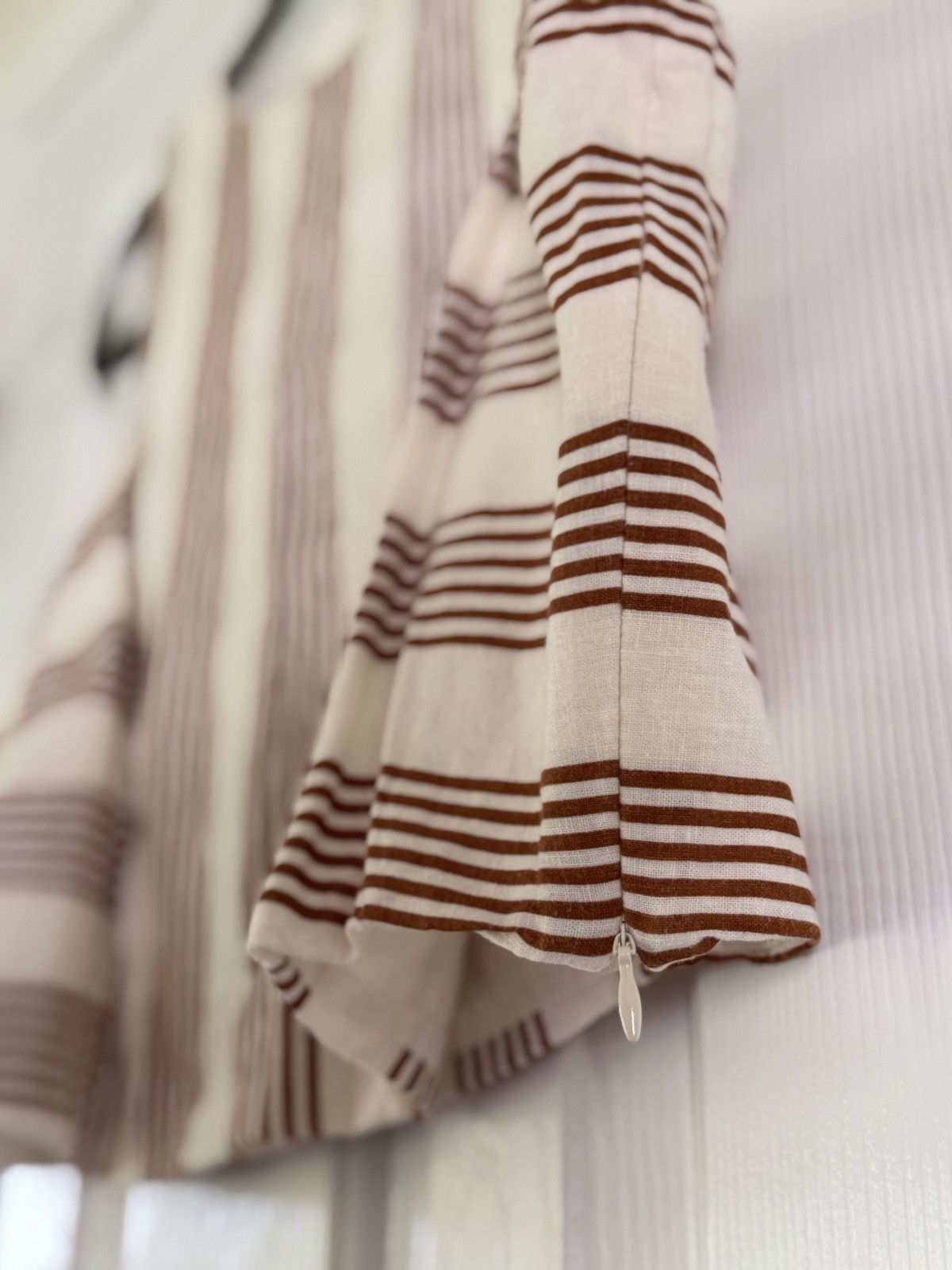 Loft Women’s Striped Linen Blend Shell Top Whisper White Minimalist Resortwear