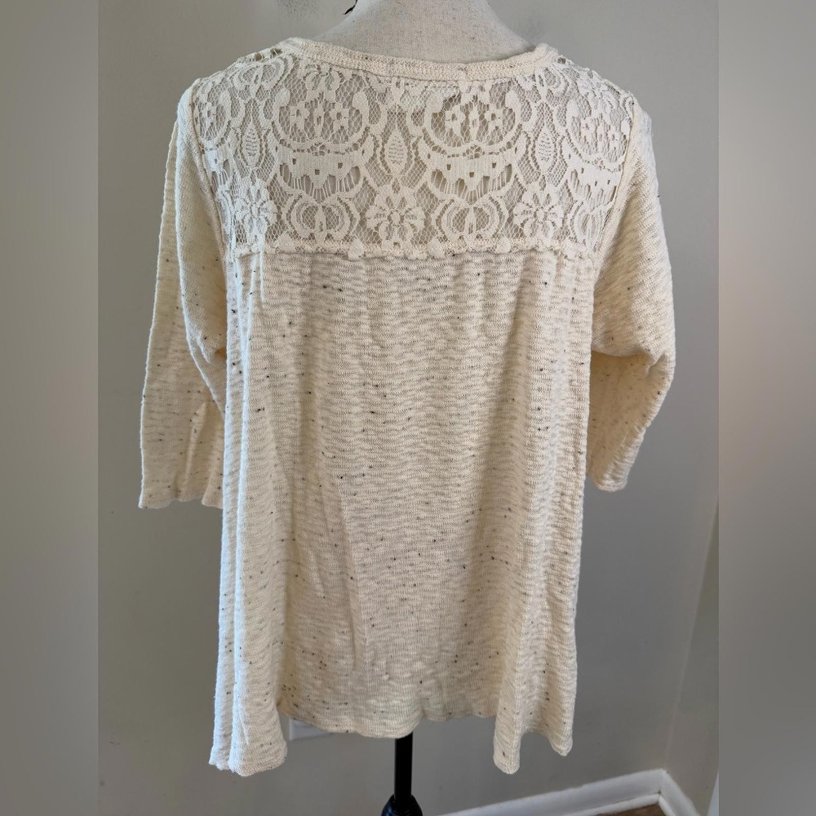 Everleigh boho Cream Lace Shoulder Heather Knit Top scoop neck crop sleeves XS