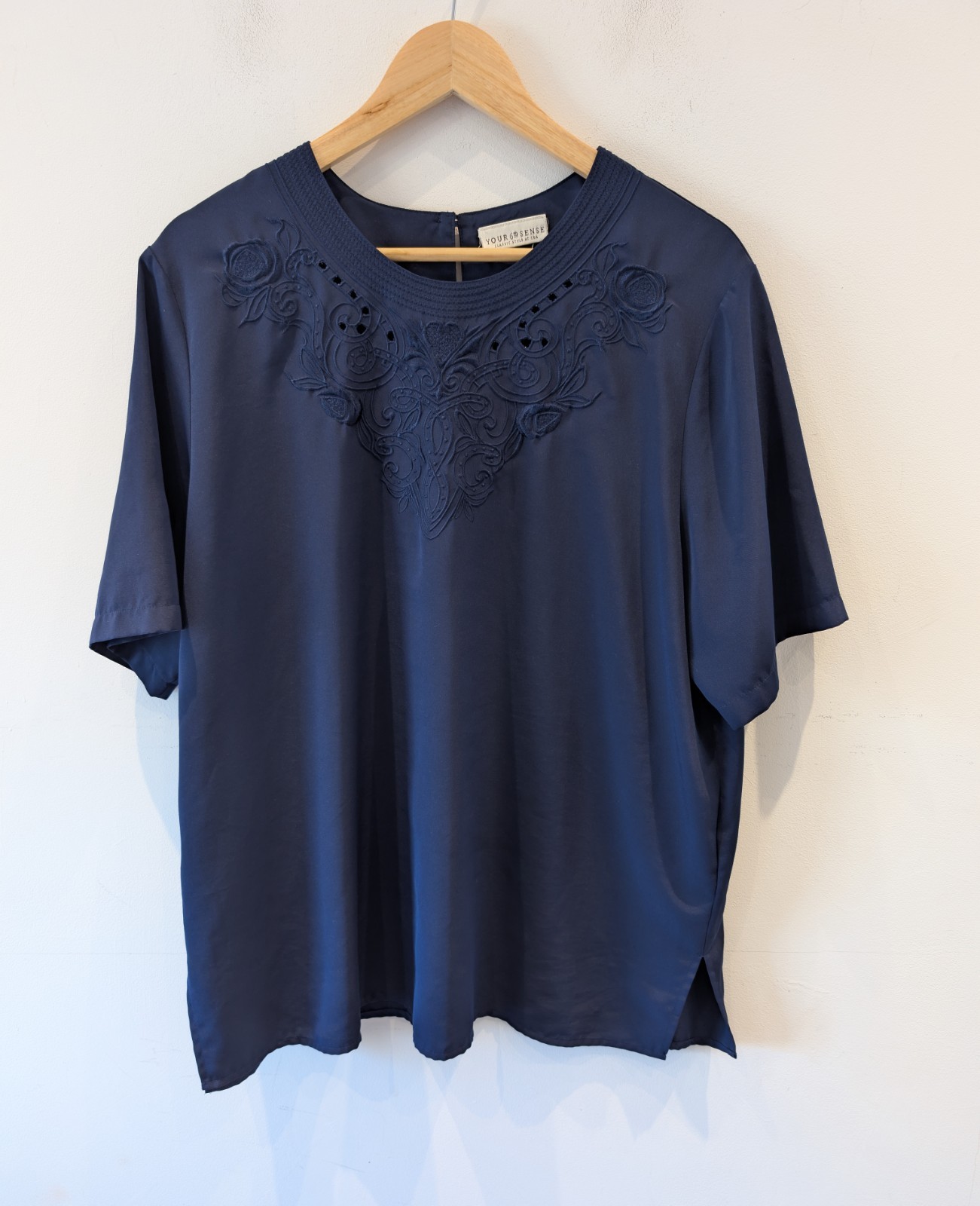 C&A Your Sixth Sense Navy Embroidered Blouse Top Size 46 UK 20 Floral Detail VGC