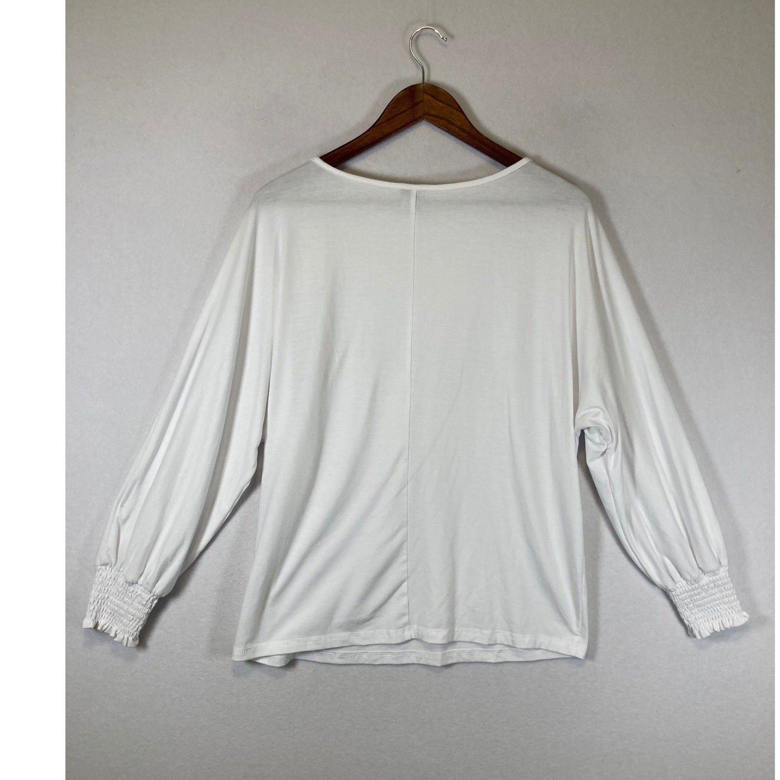 Minimalist Automet Women Med White Pleated Neck Smocked Cuff Balloon Sleeve Top