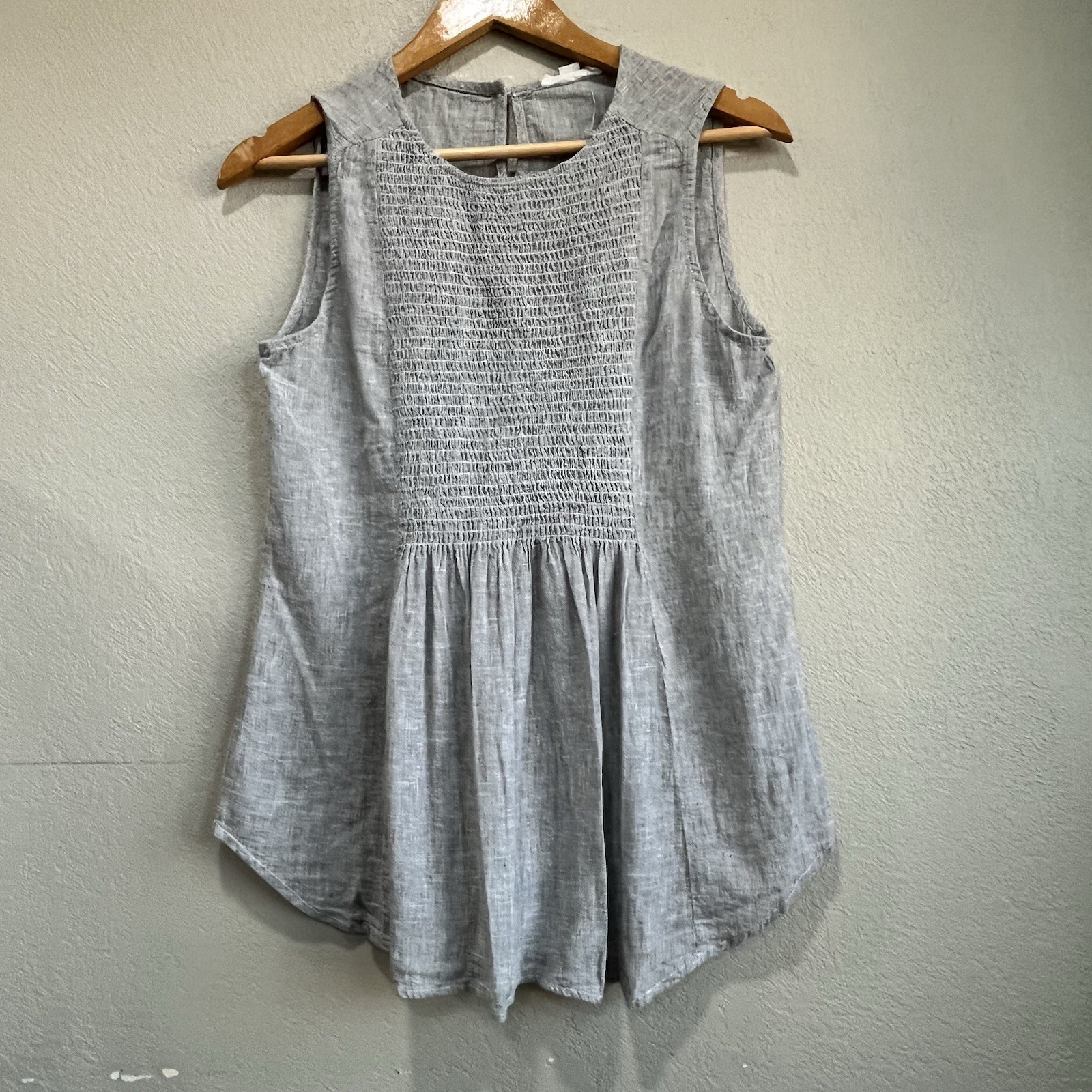 Cotton And Linen Blend Smocked Sleeveless Tunic Top Pebble Gray XS