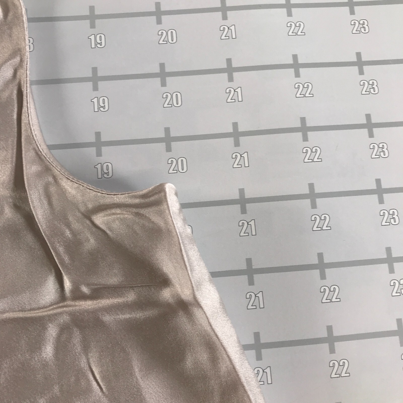 Ports 1961 Womens 6 Small Tank Top Shiny Grey Silver Silk Relaxed Pleated Accent
