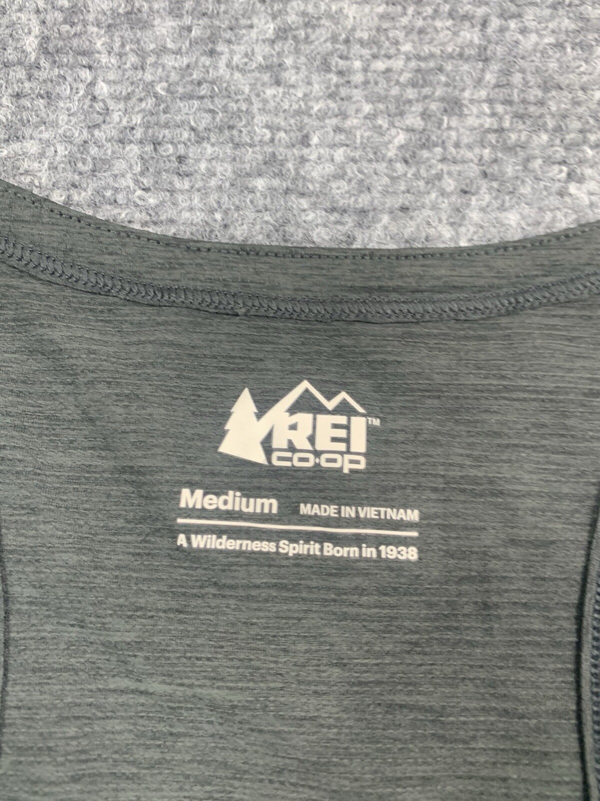 REI Shirt Womens Medium Sleeveless Racerback Outdoor Active Casual Gray