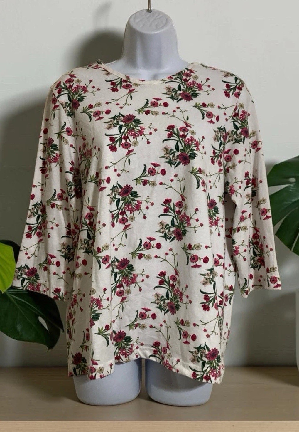 Women Blair White Floral Design 3/4 Sleeve Pullover Cotton Blend Top Sz M
