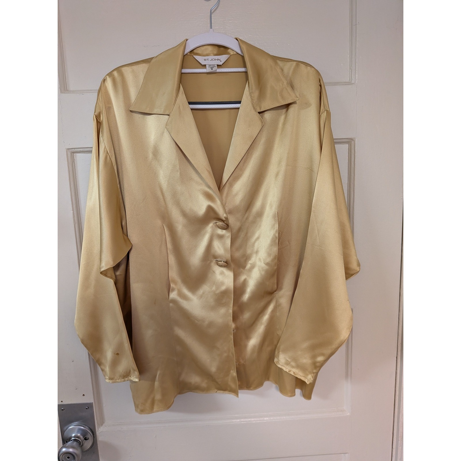 St John Womens Gold 100% Silk Satin Button Down Blouse Notched Lapel Size 8