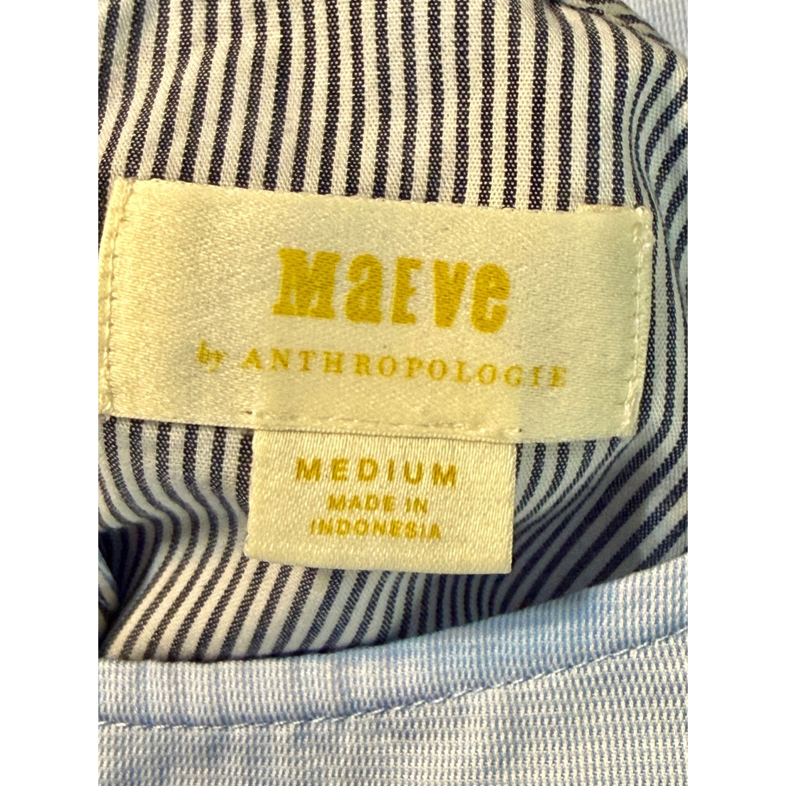 Maeve Anthropologie Blouse Medium Light Blue Balloon Sleeve Boho Chic Coastal