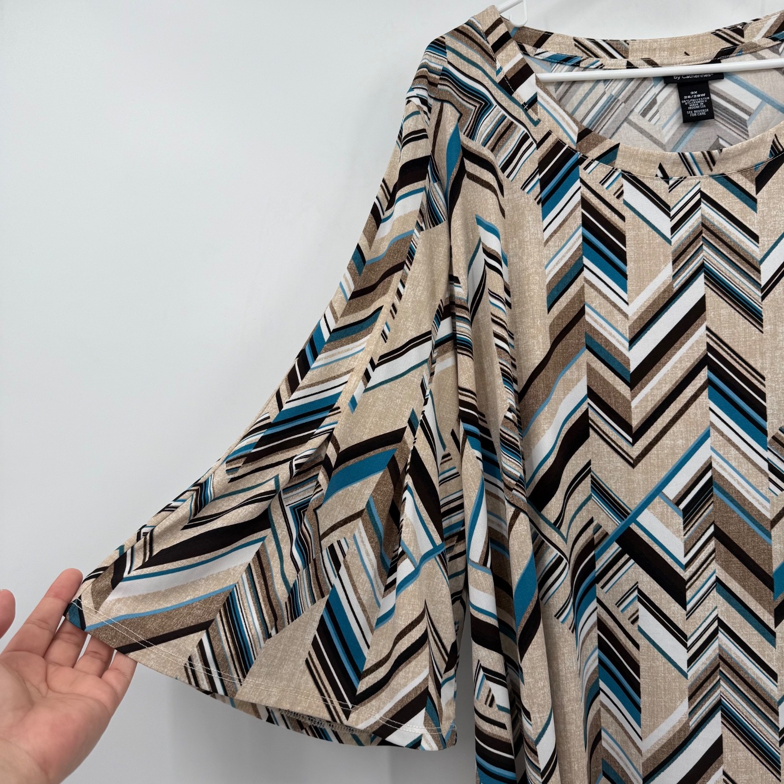 Any Wear By Catherines Top Women 3X Beige Stretch 3/4 Sleeves Tunic Aztec Casual