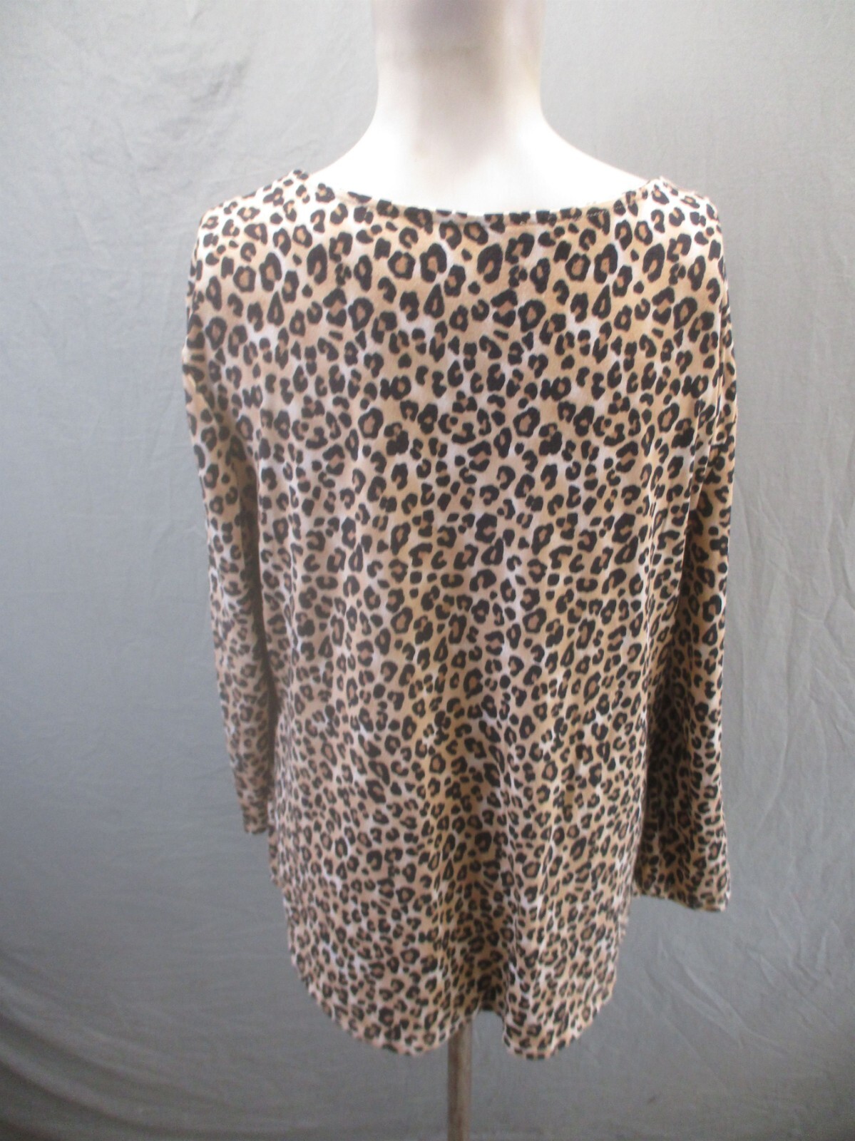 Linea Donatella Size L Womens Animal Print Scoop Neck Long Sleeve Blouse 242