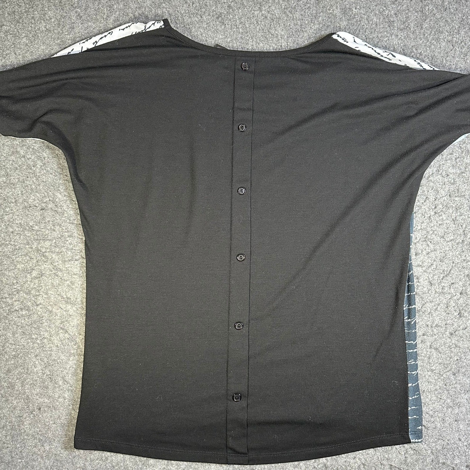 Style & Co Paris Eiffel Tower Graphic Top Black White Script Short Sleeve Small
