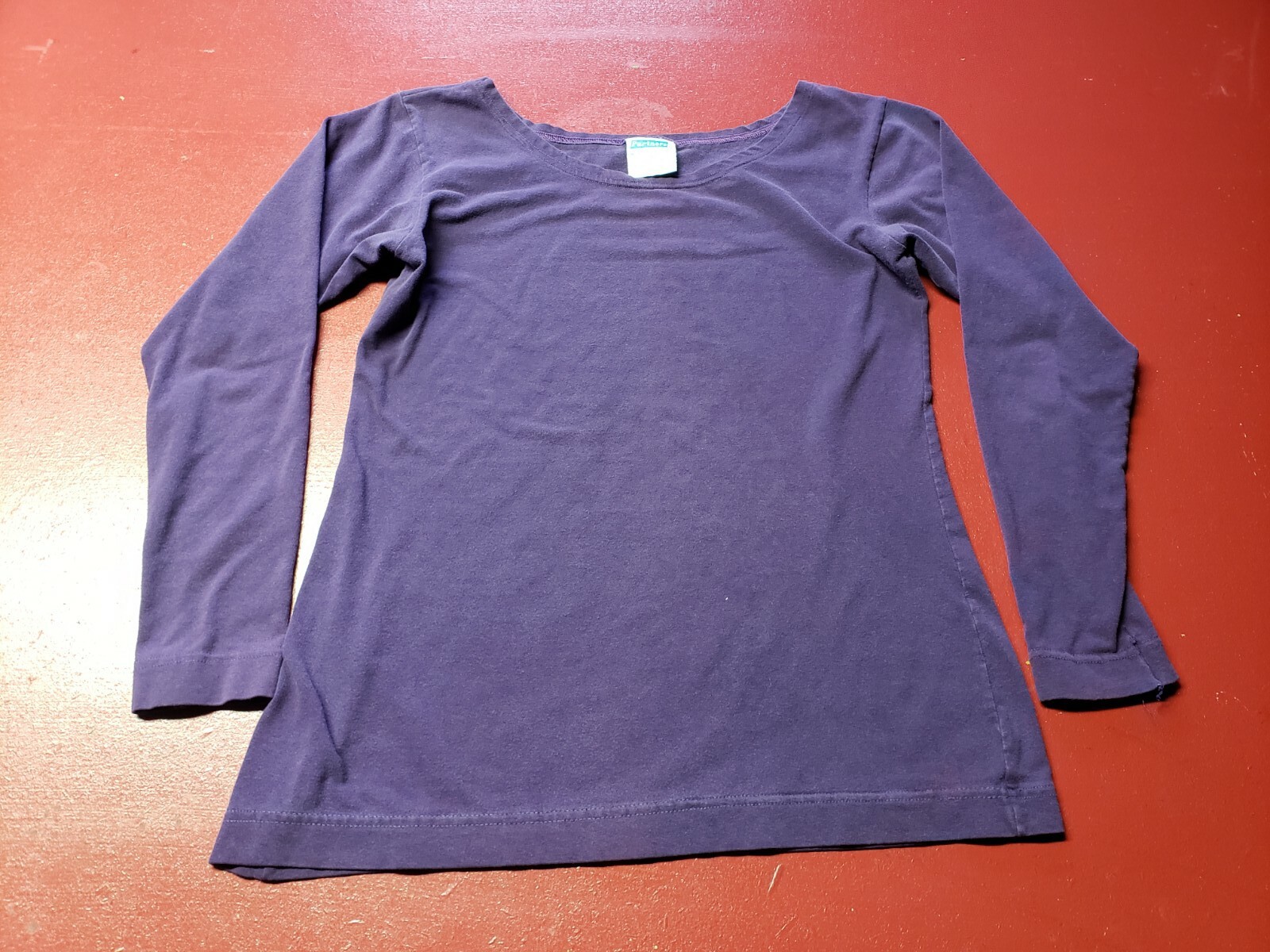Vintage Partners by Mervyn’s Women’s Long Sleeve T-Shirt Purple M Cotton…