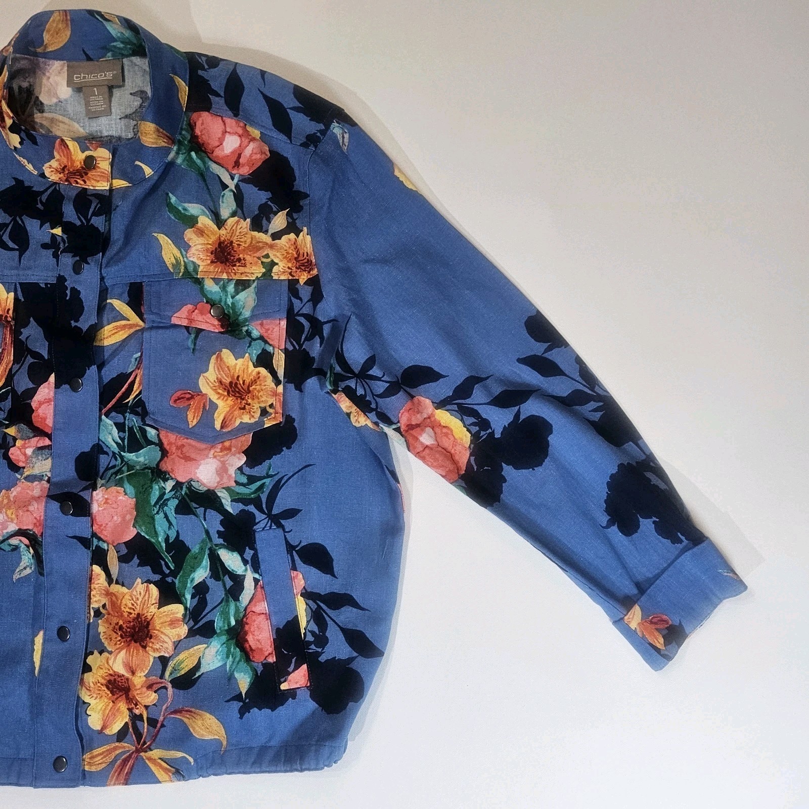 Chicos Design Silk Top Womens Large Blue Multicolor Lantern Print Button Down