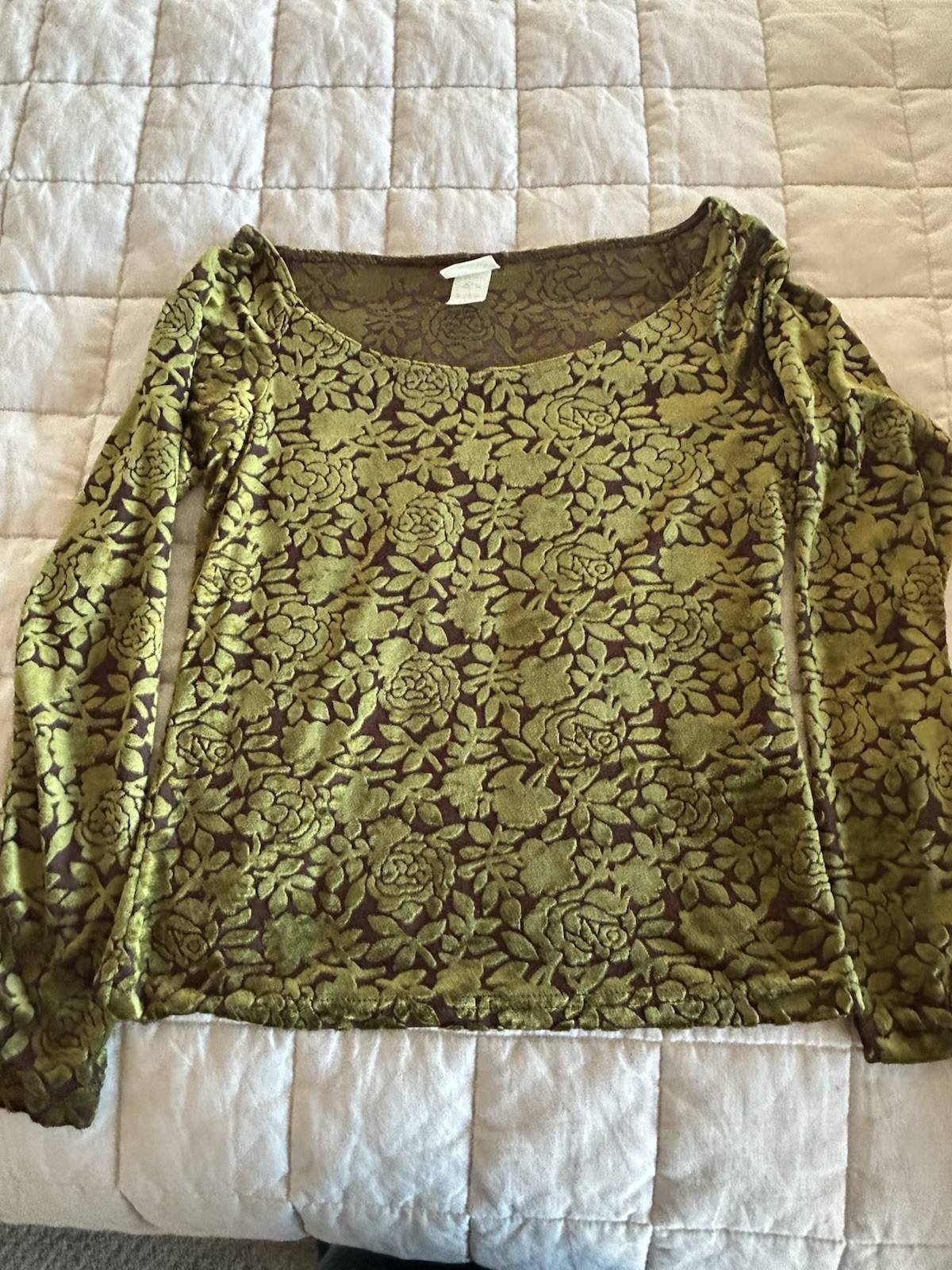 Women’s Long Sleeve Moda International Burnout Velvet Size S