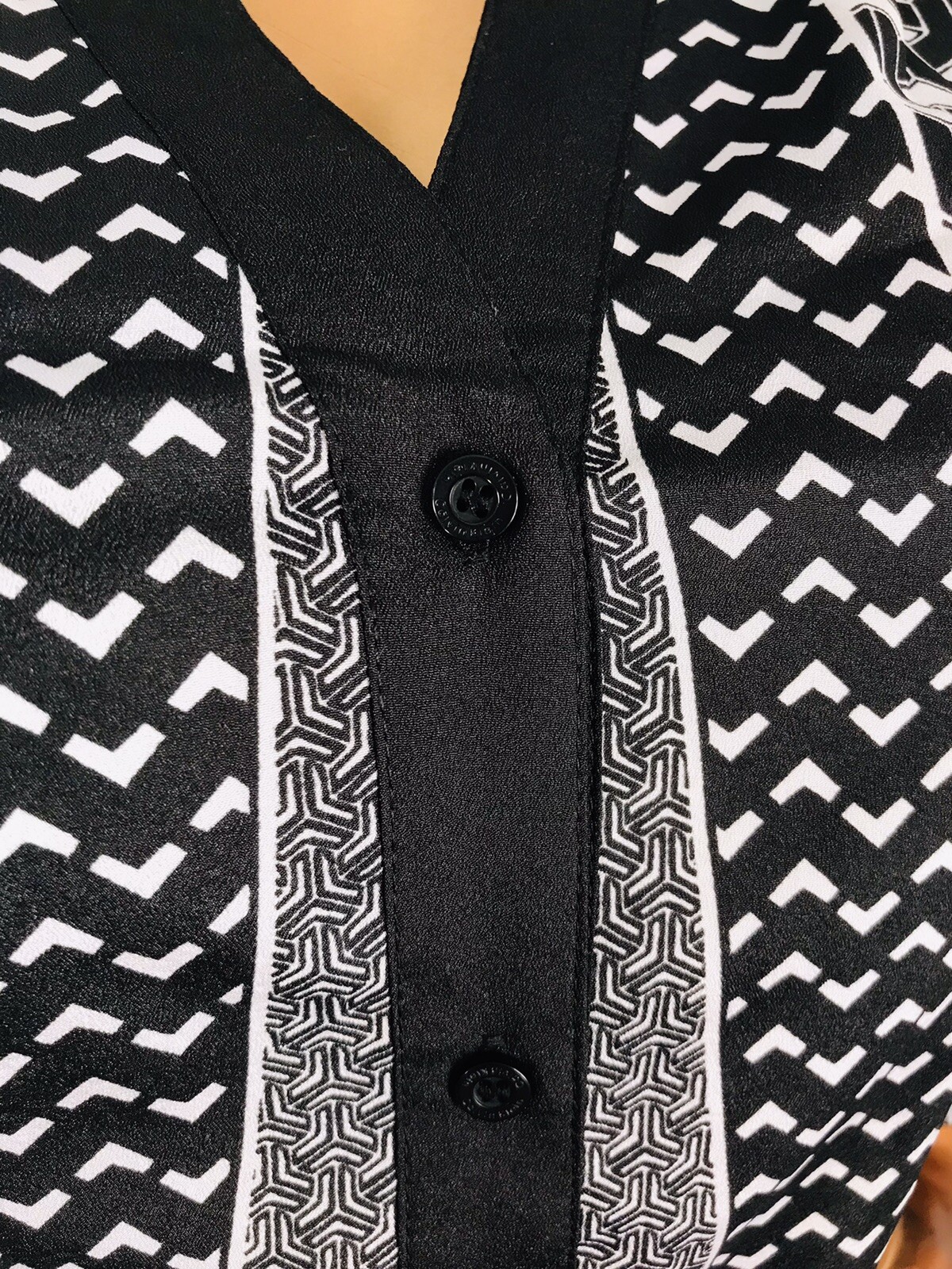 Calvin Klein S Top Black White Geometric CK Logo Button Up Shirt Low V Cut 3/4Sl