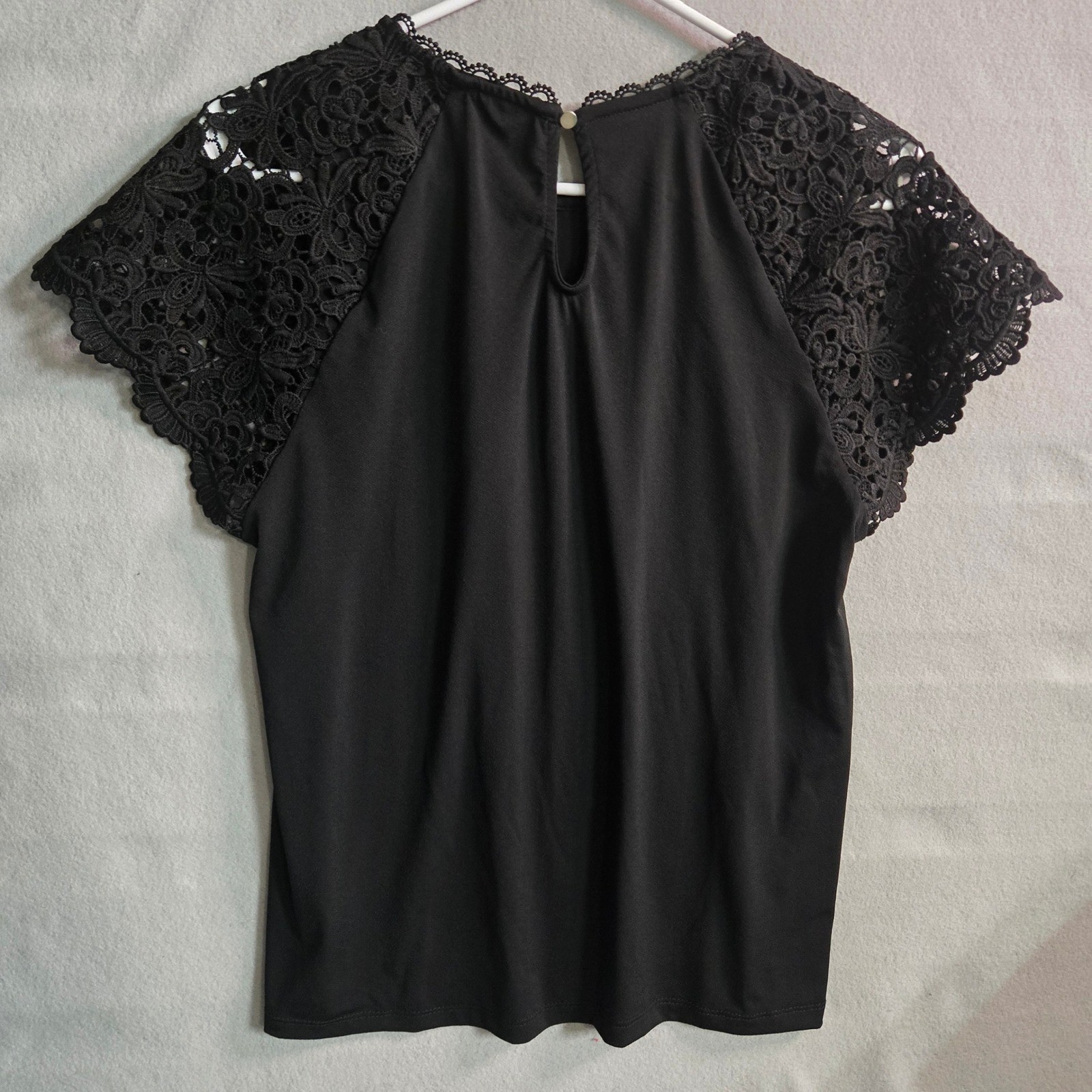 Black Crochet Lace Raglan Sleeve Blouse Keyhole Back Top Medium Dark Feminine