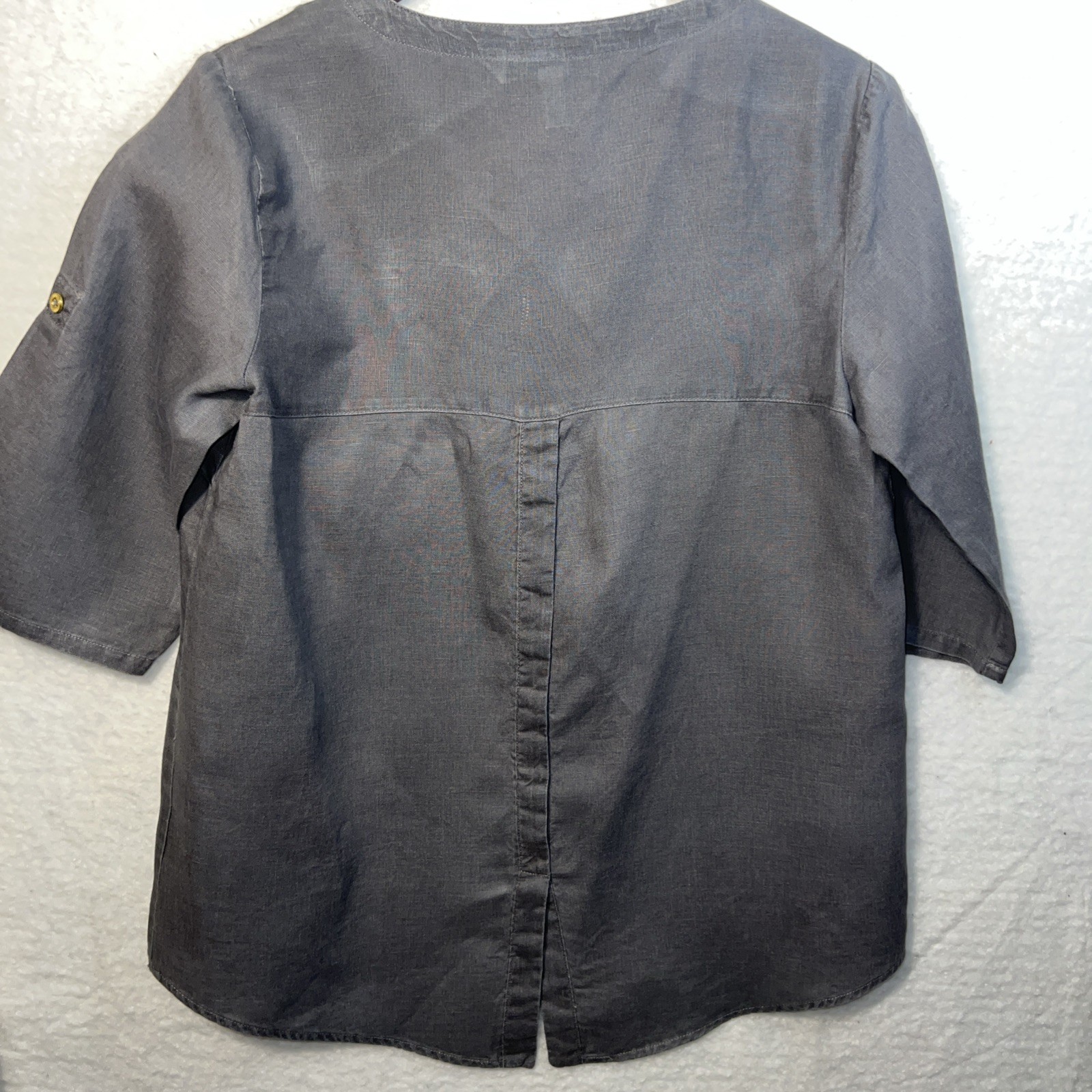 Ellen Tracy Linen Tunic Blouse – Gray Zip Front – Tassel Neck – Roll Tab Slv Sm