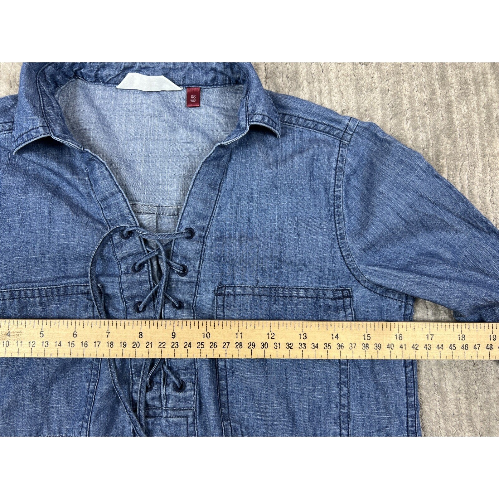 SO Top Womens XS Blue Heritage Chambray Lace Up V Neck Long Sleeve Pullover Top