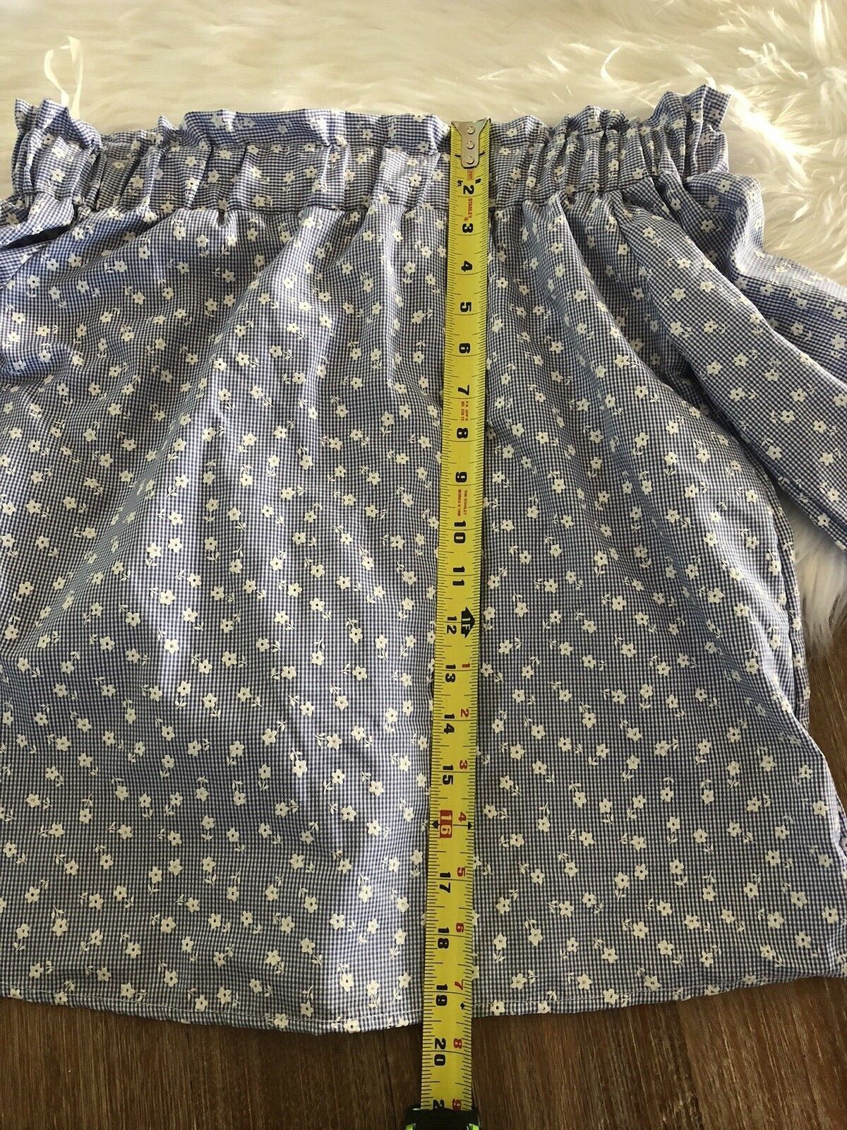 Love Notes Women’s Off The Shoulder Top – Blue – Plaid With Flowers – M
