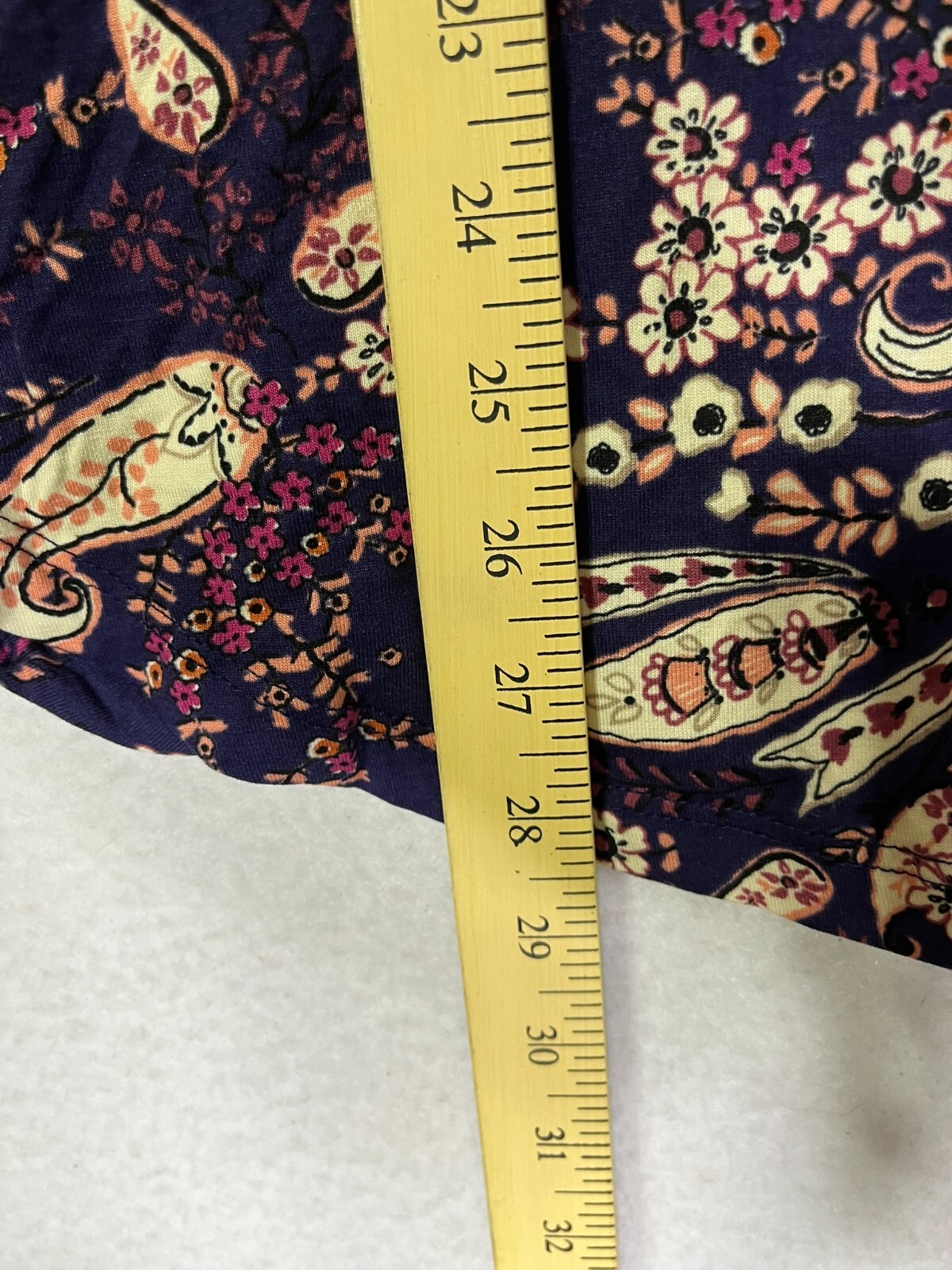 BE Stage Navy Cream Paisley Tunic Blouse Top Cross Back Straps Womens Size Small